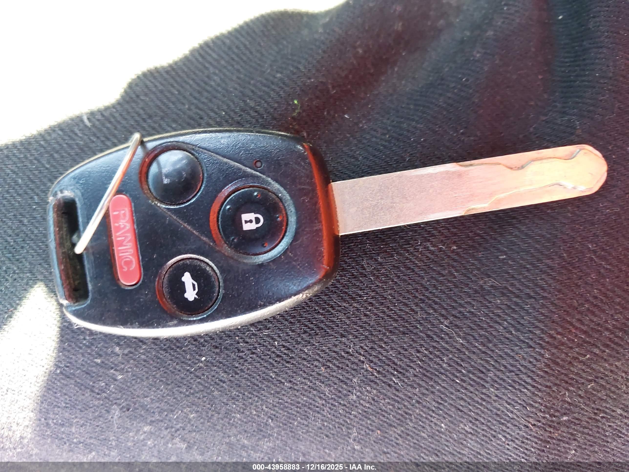 HONDA CIVIC image 11