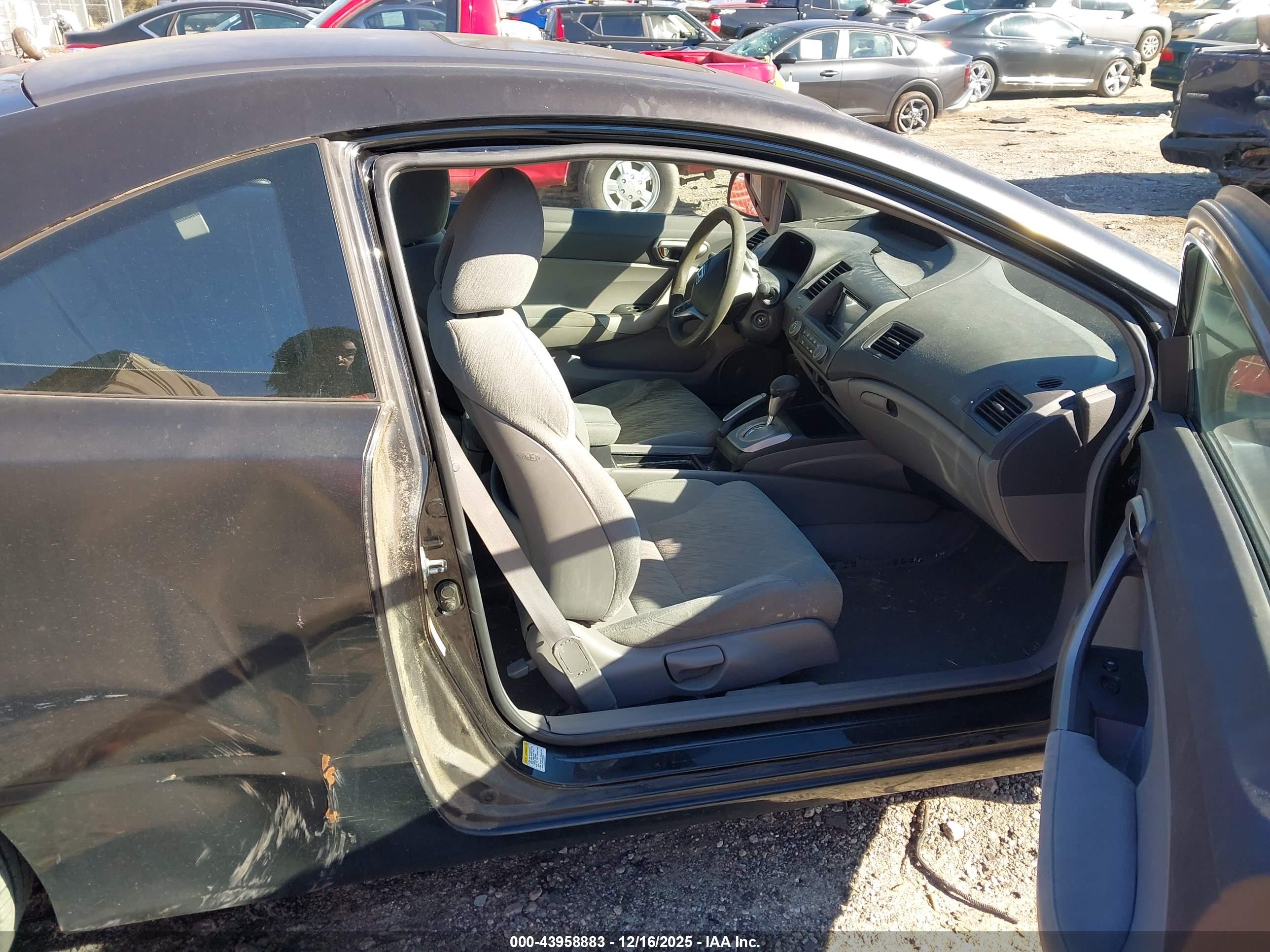 HONDA CIVIC image 5
