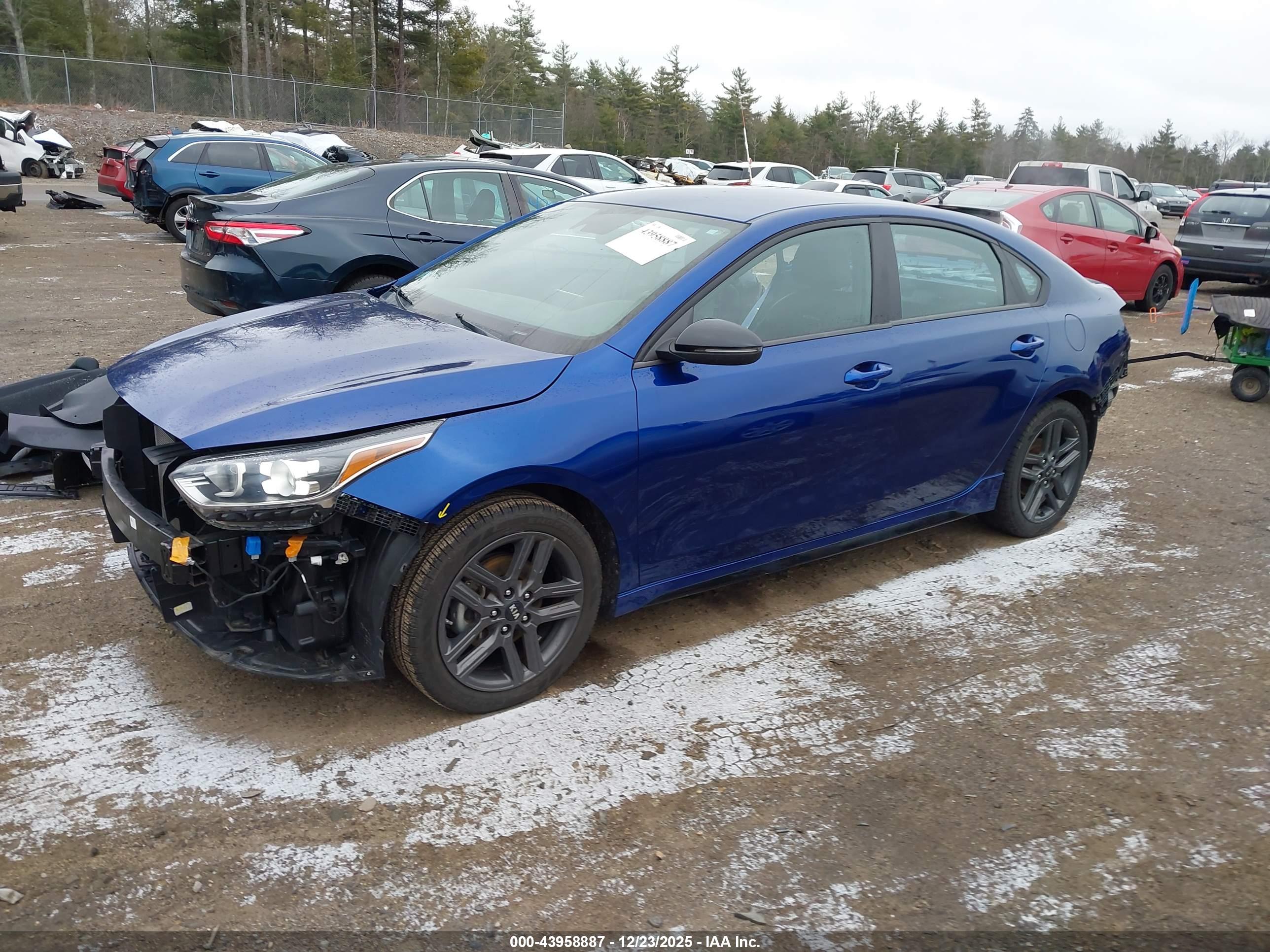 KIA FORTE image 2