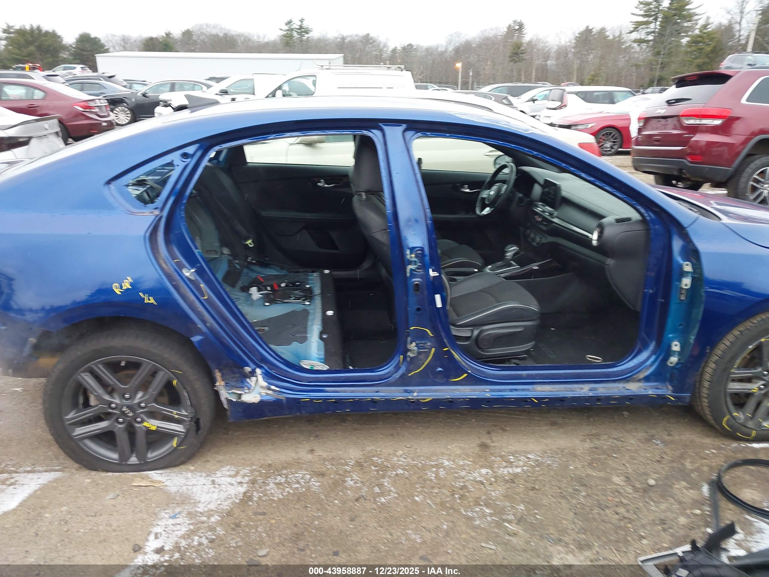 KIA FORTE image 6