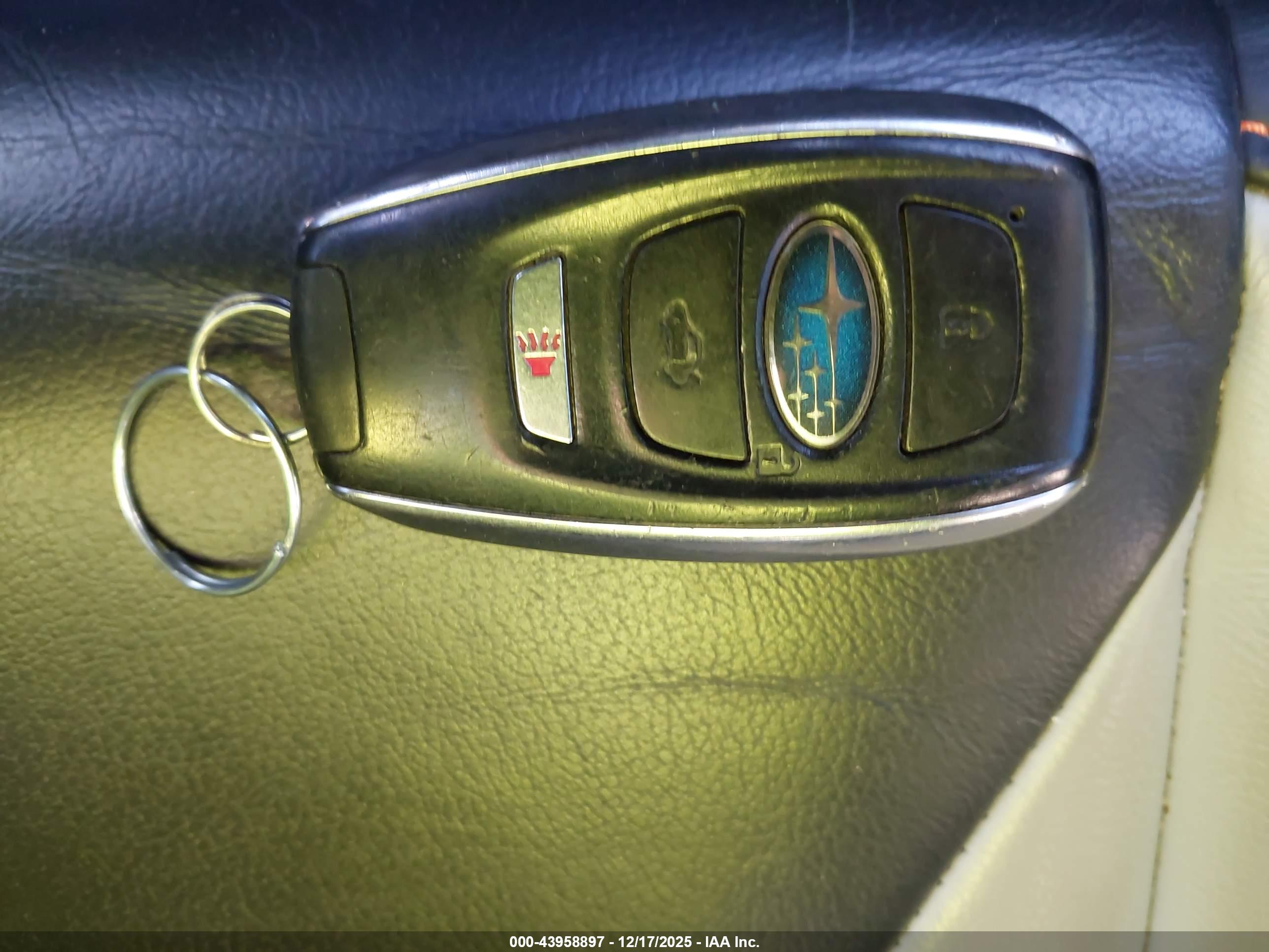 SUBARU CROSSTREK image 11