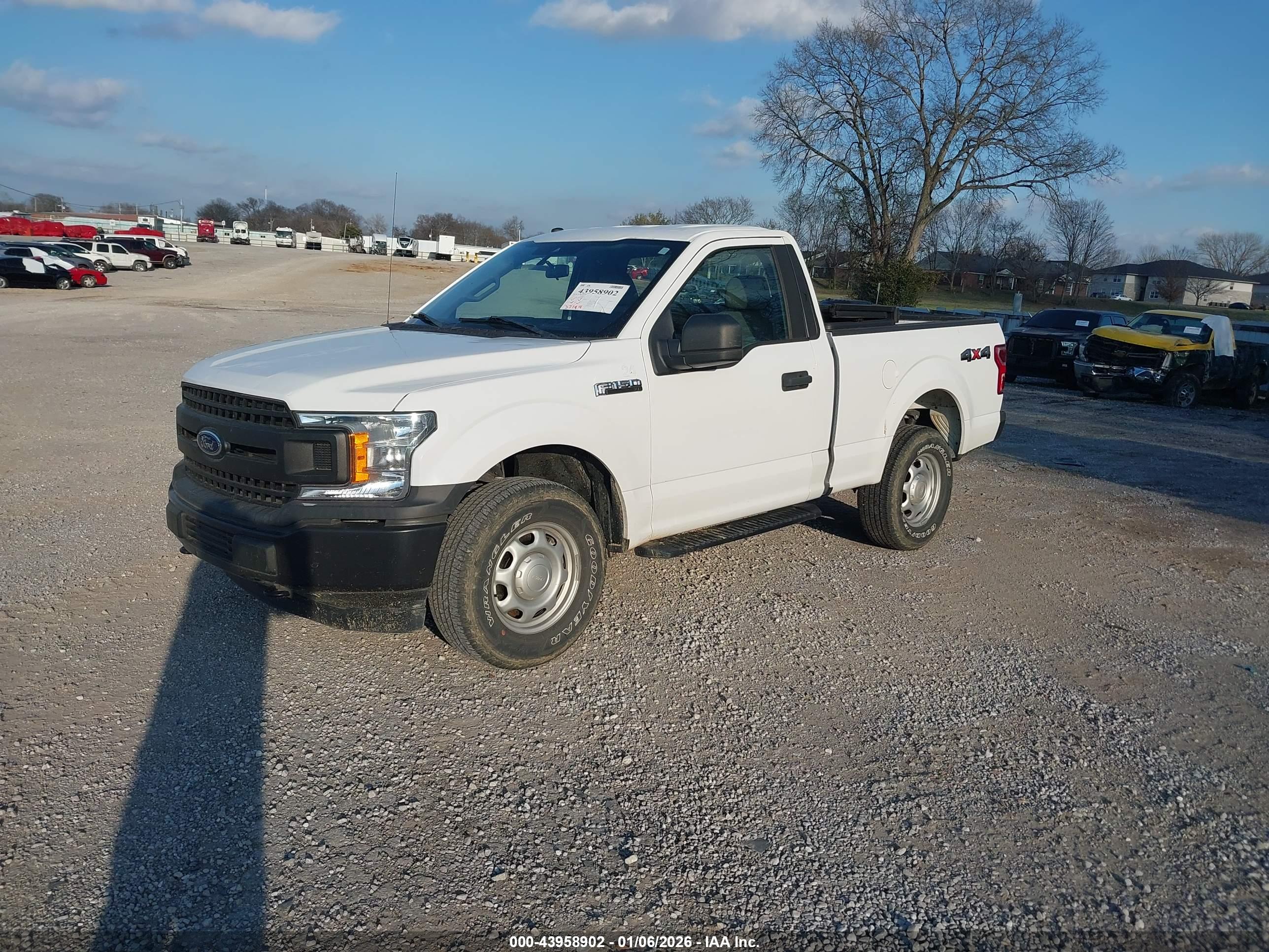 FORD F-150 image 2