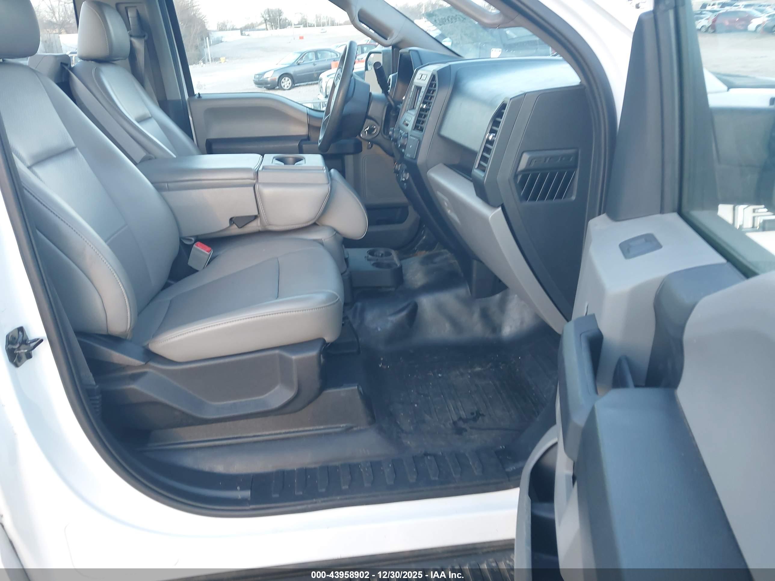 FORD F-150 image 5