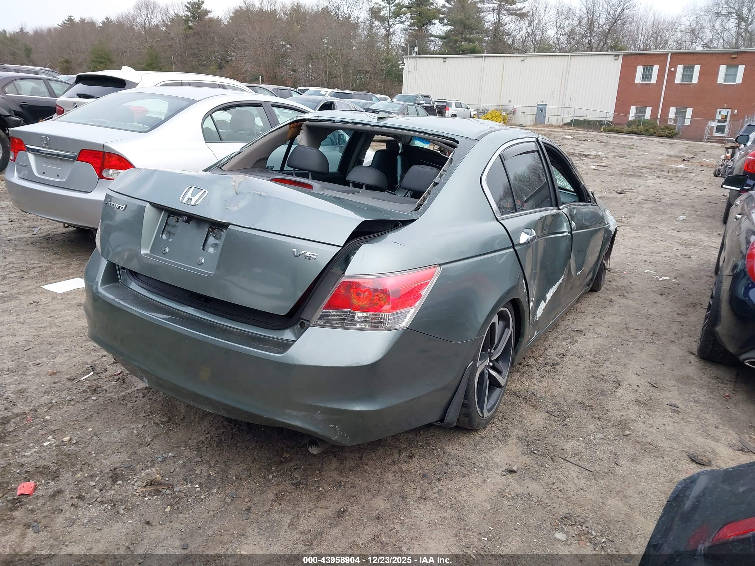HONDA ACCORD image 4
