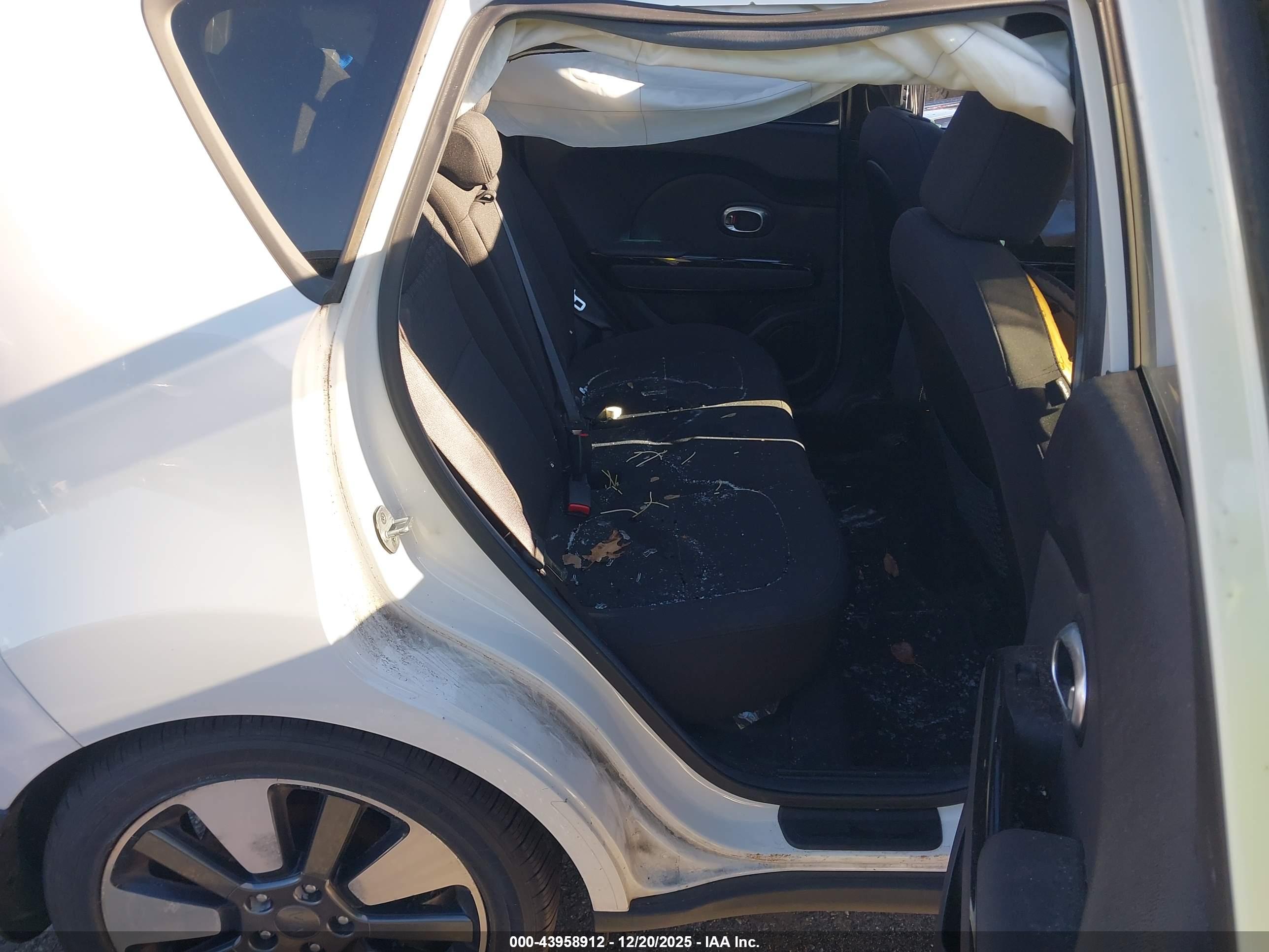 KIA SOUL image 8