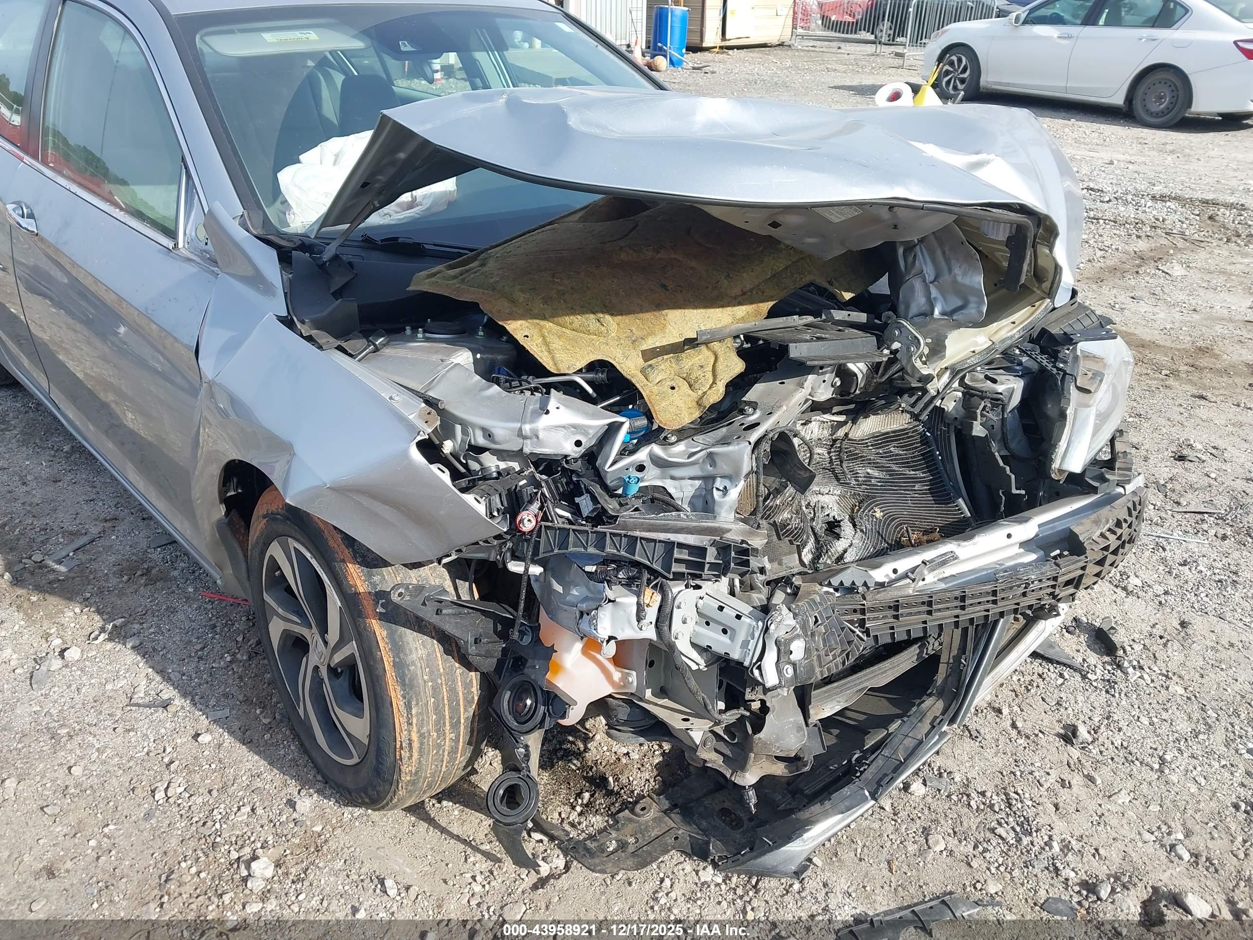 HONDA ACCORD image 6