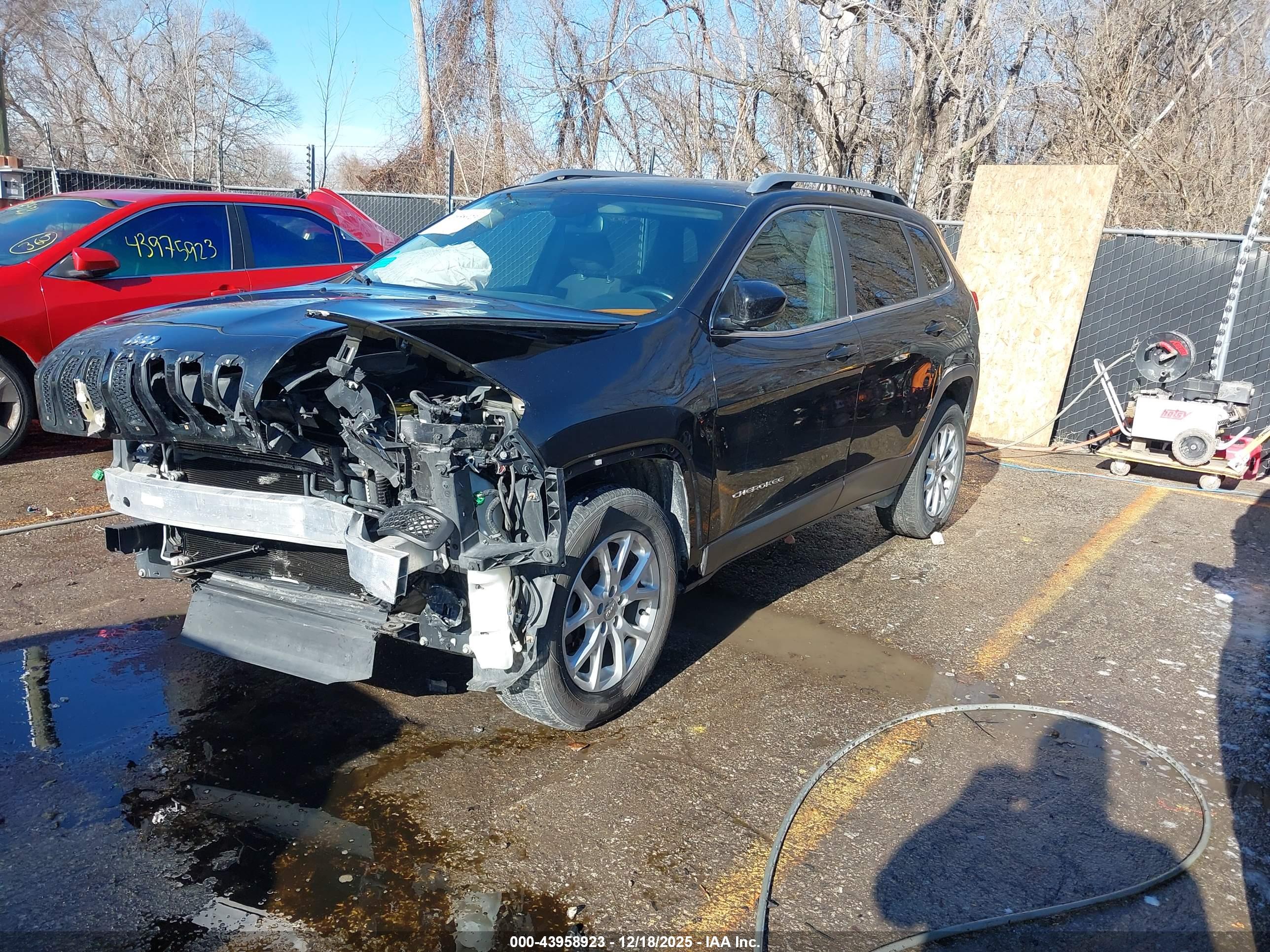 JEEP CHEROKEE image 2