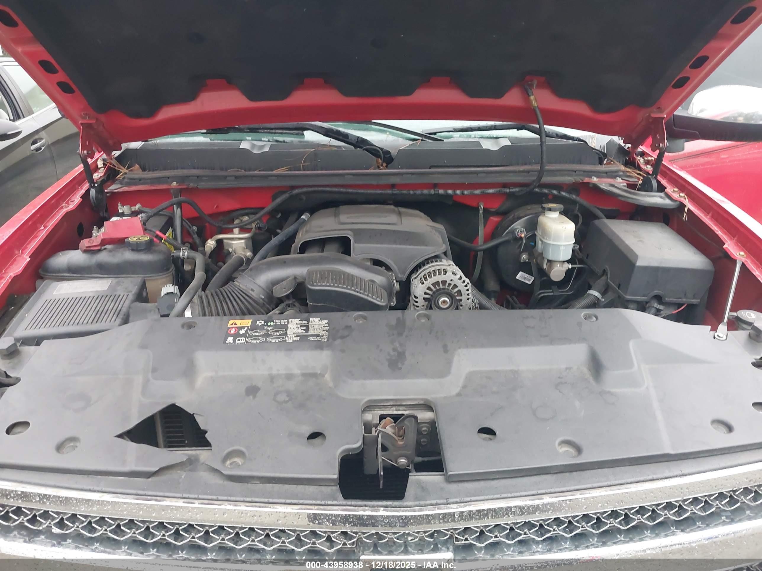 CHEVROLET SILVERADO image 10