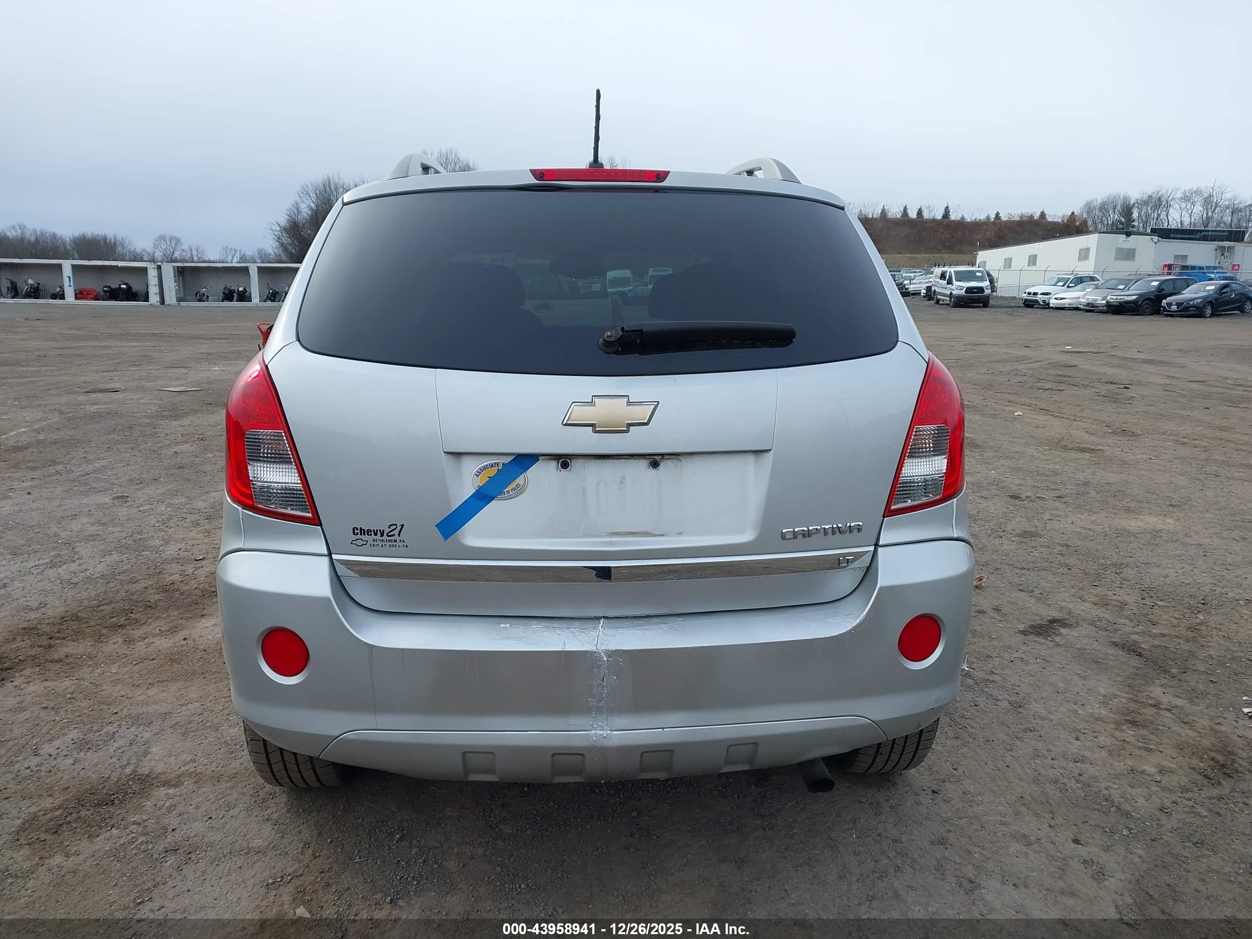 CHEVROLET CAPTIVA image 6