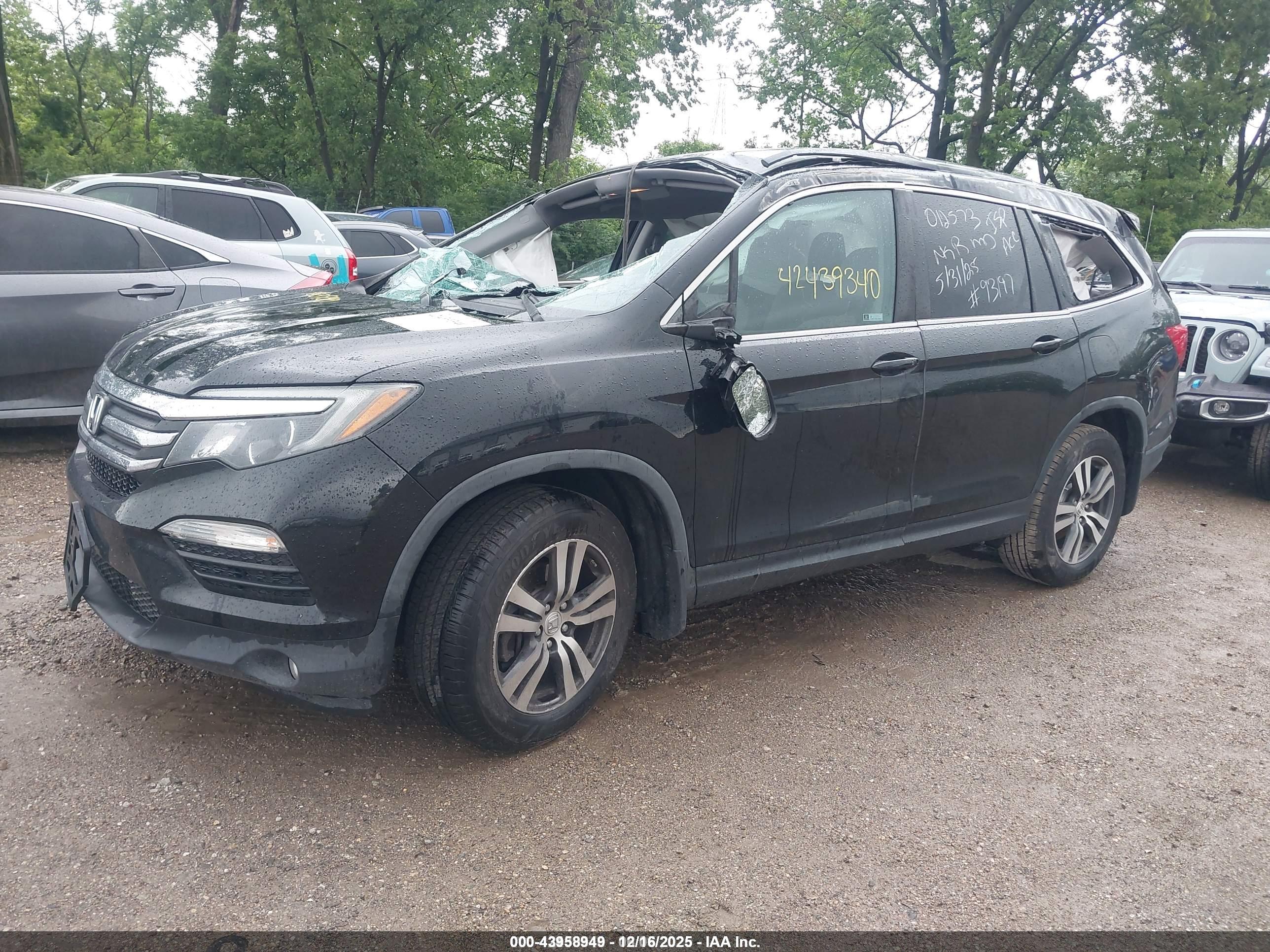HONDA PILOT image 2