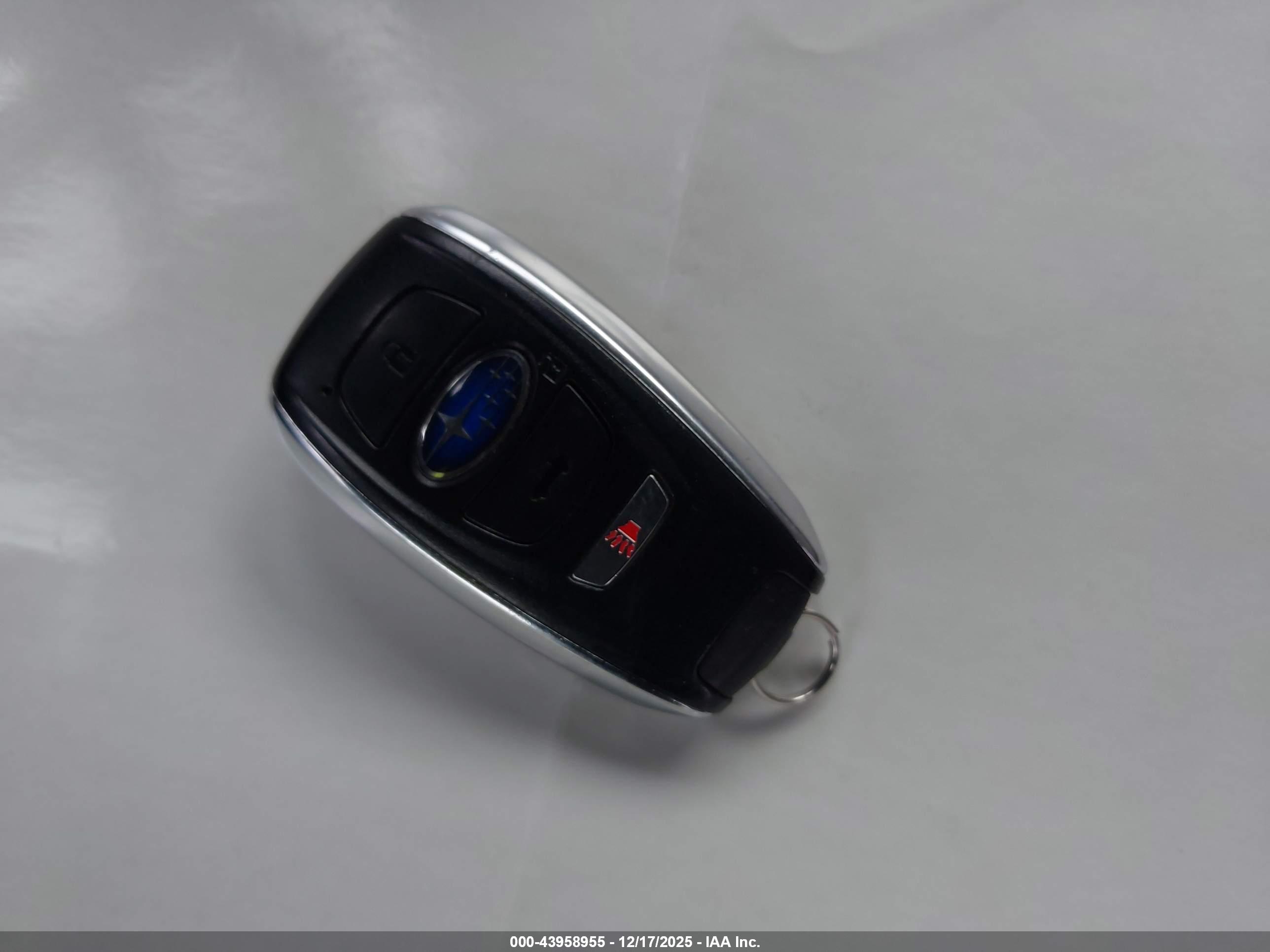 SUBARU FORESTER image 11