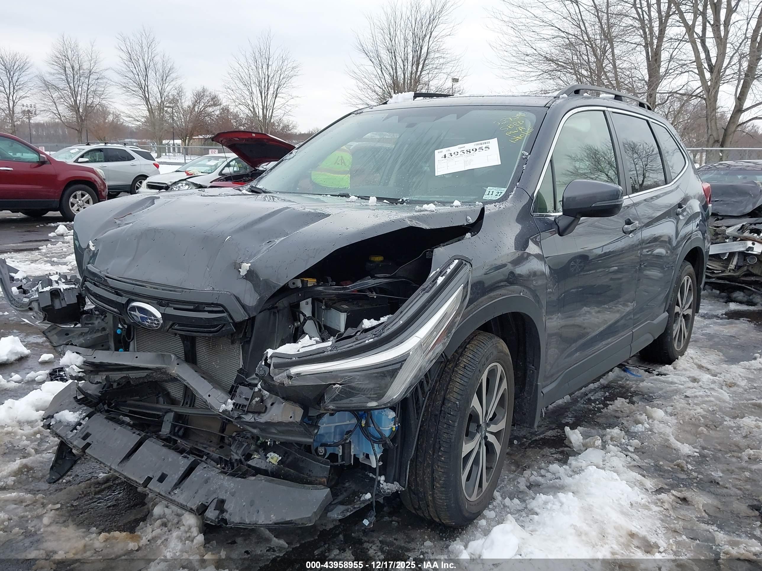 SUBARU FORESTER image 2