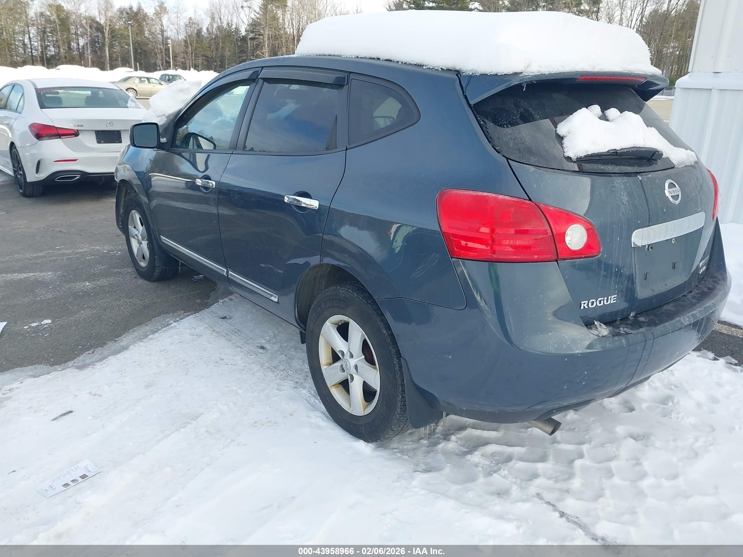 NISSAN ROGUE image 3