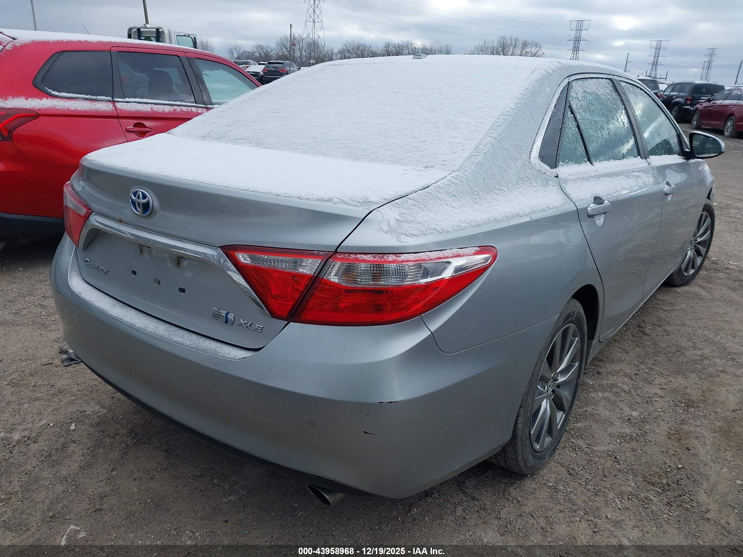TOYOTA CAMRY image 4