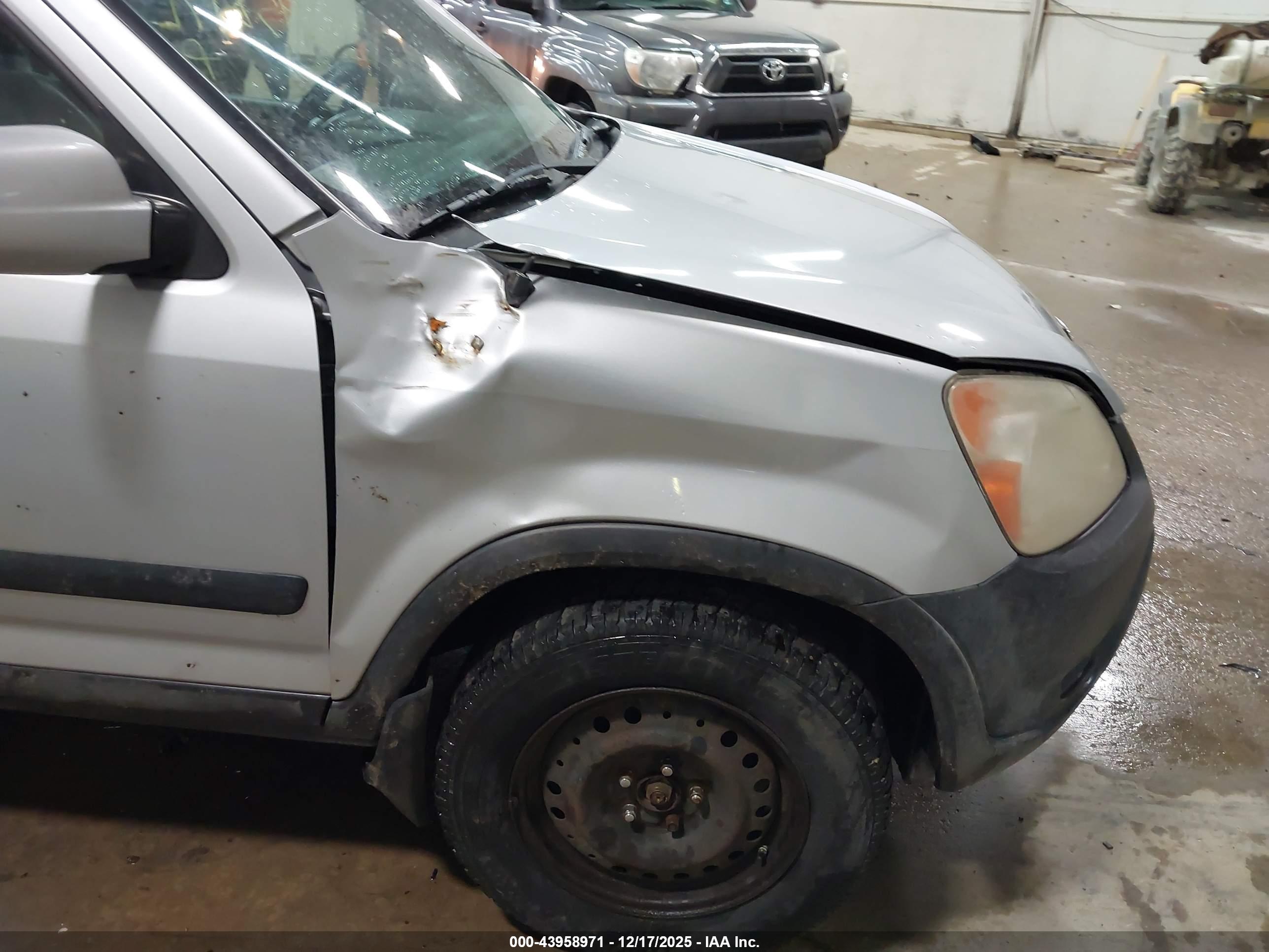 HONDA CR-V image 6