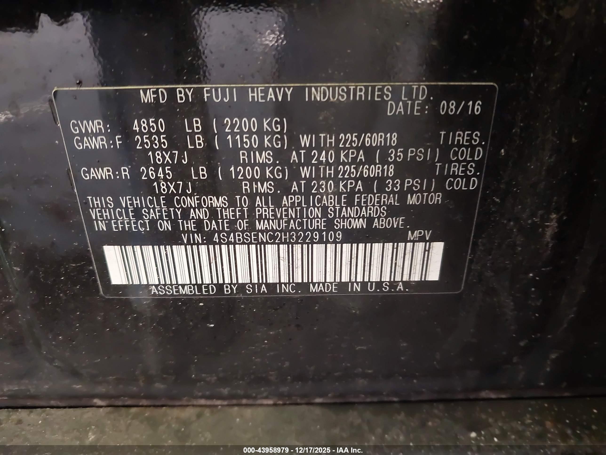 SUBARU OUTBACK image 9