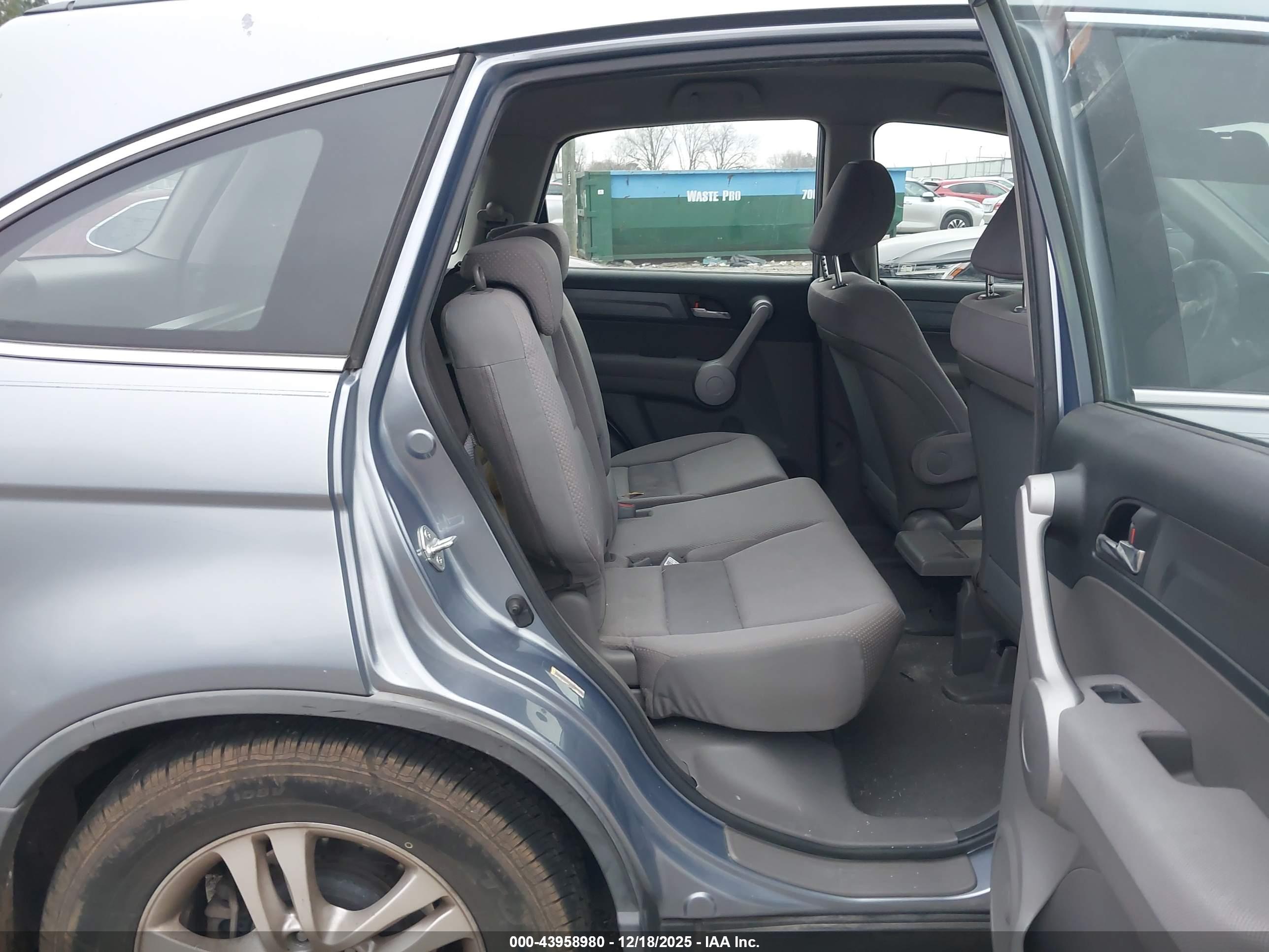 HONDA CR-V image 8
