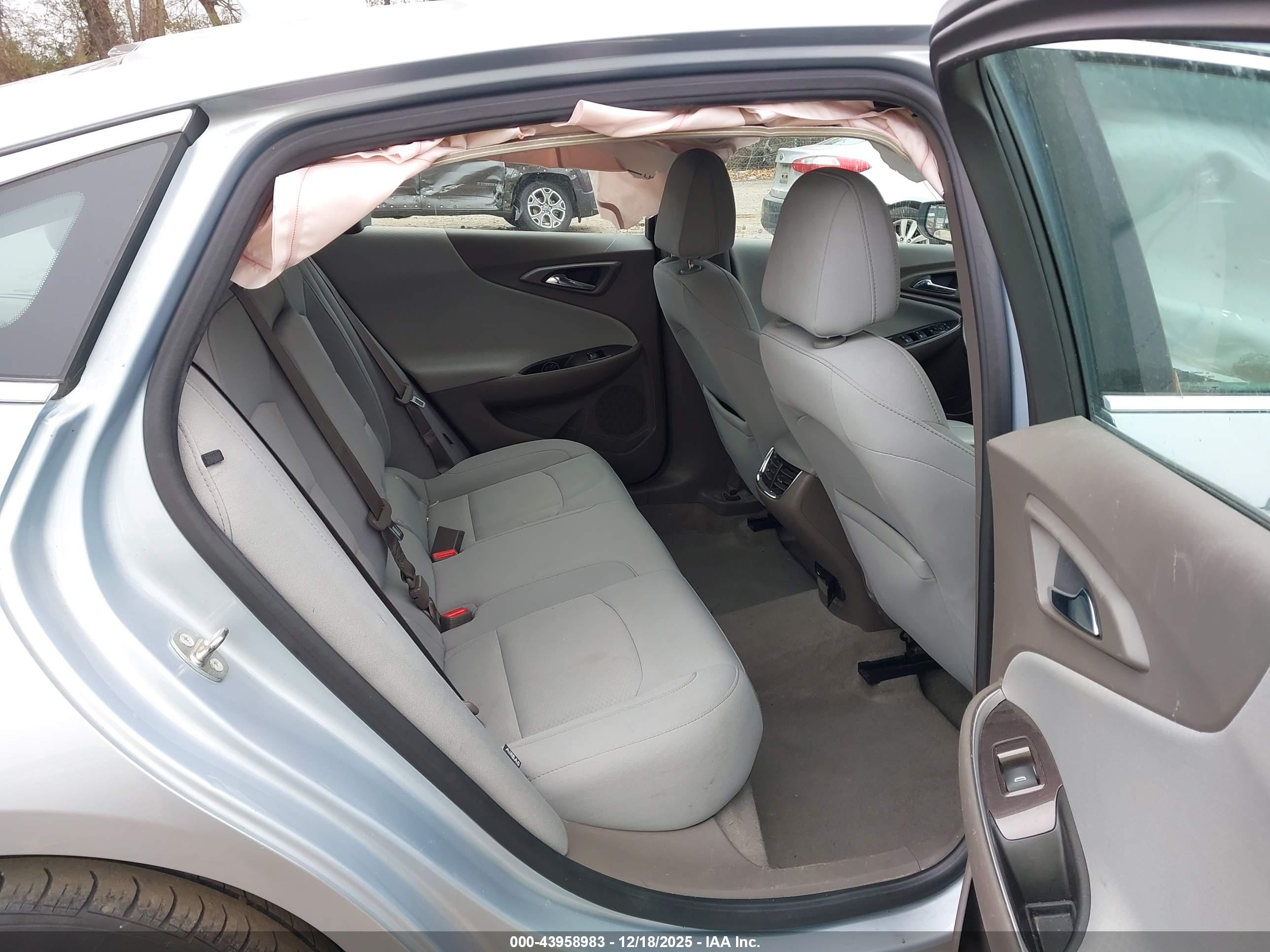 CHEVROLET MALIBU image 8