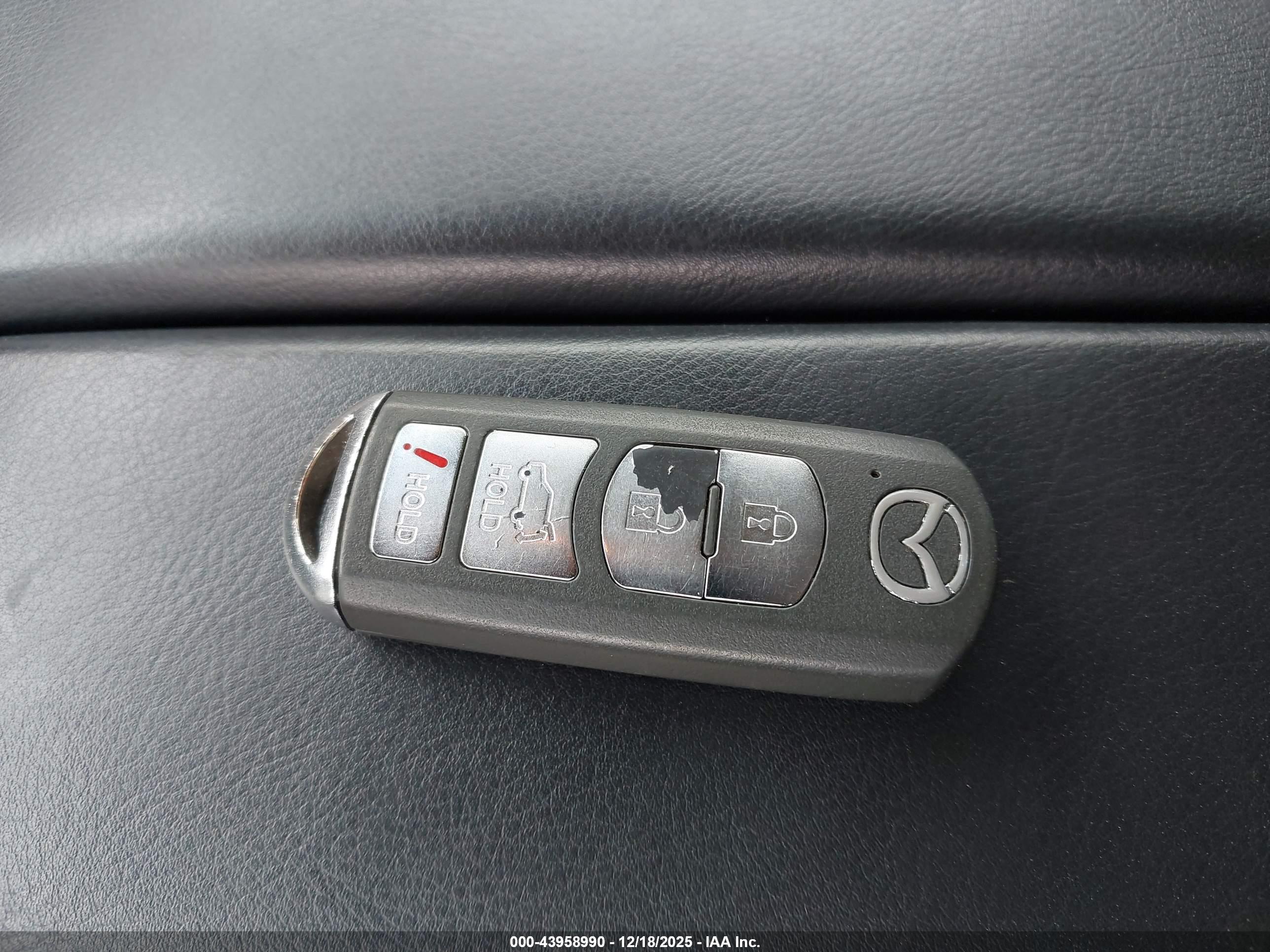MAZDA CX-9 image 11