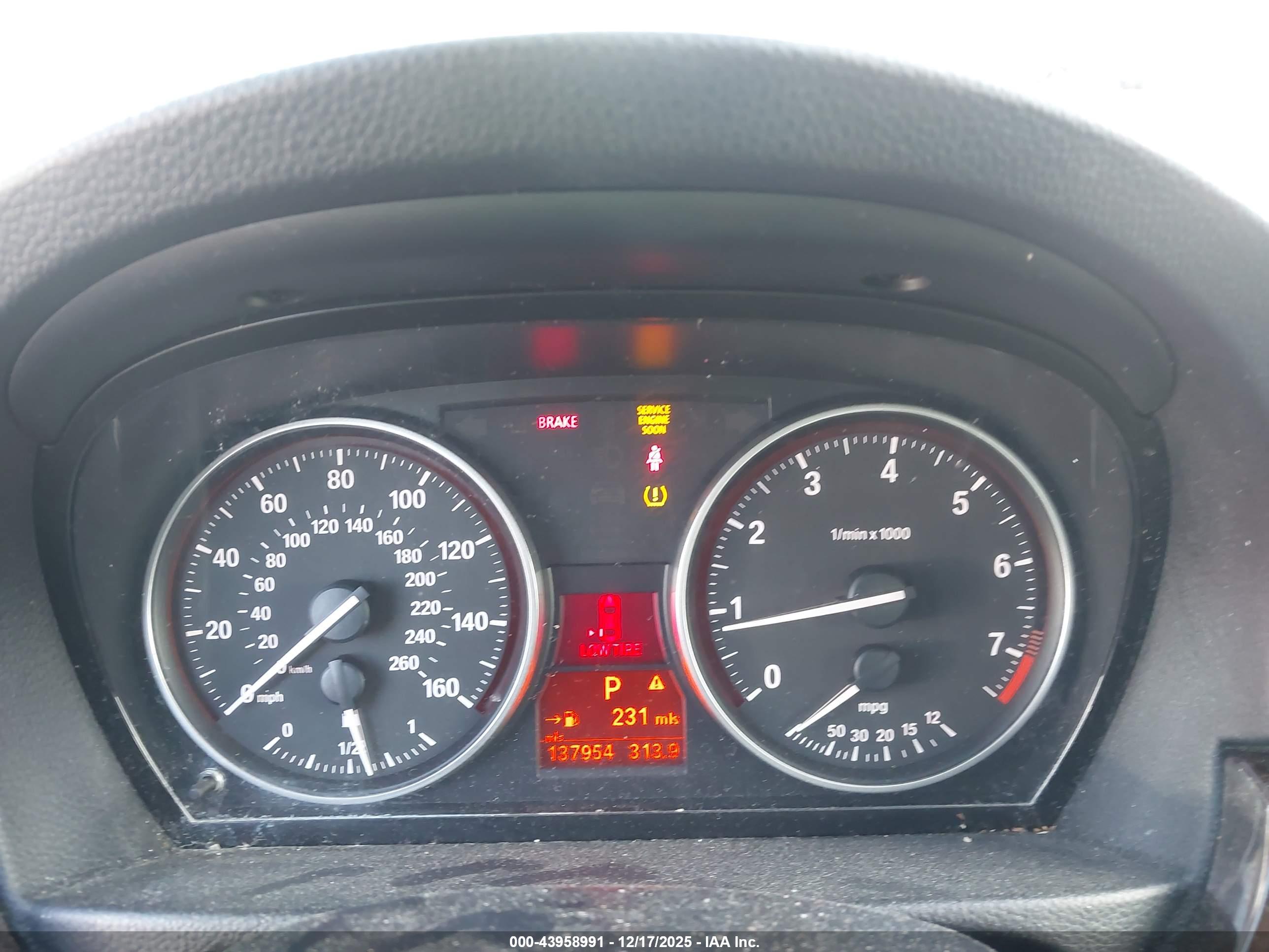BMW 328I image 7