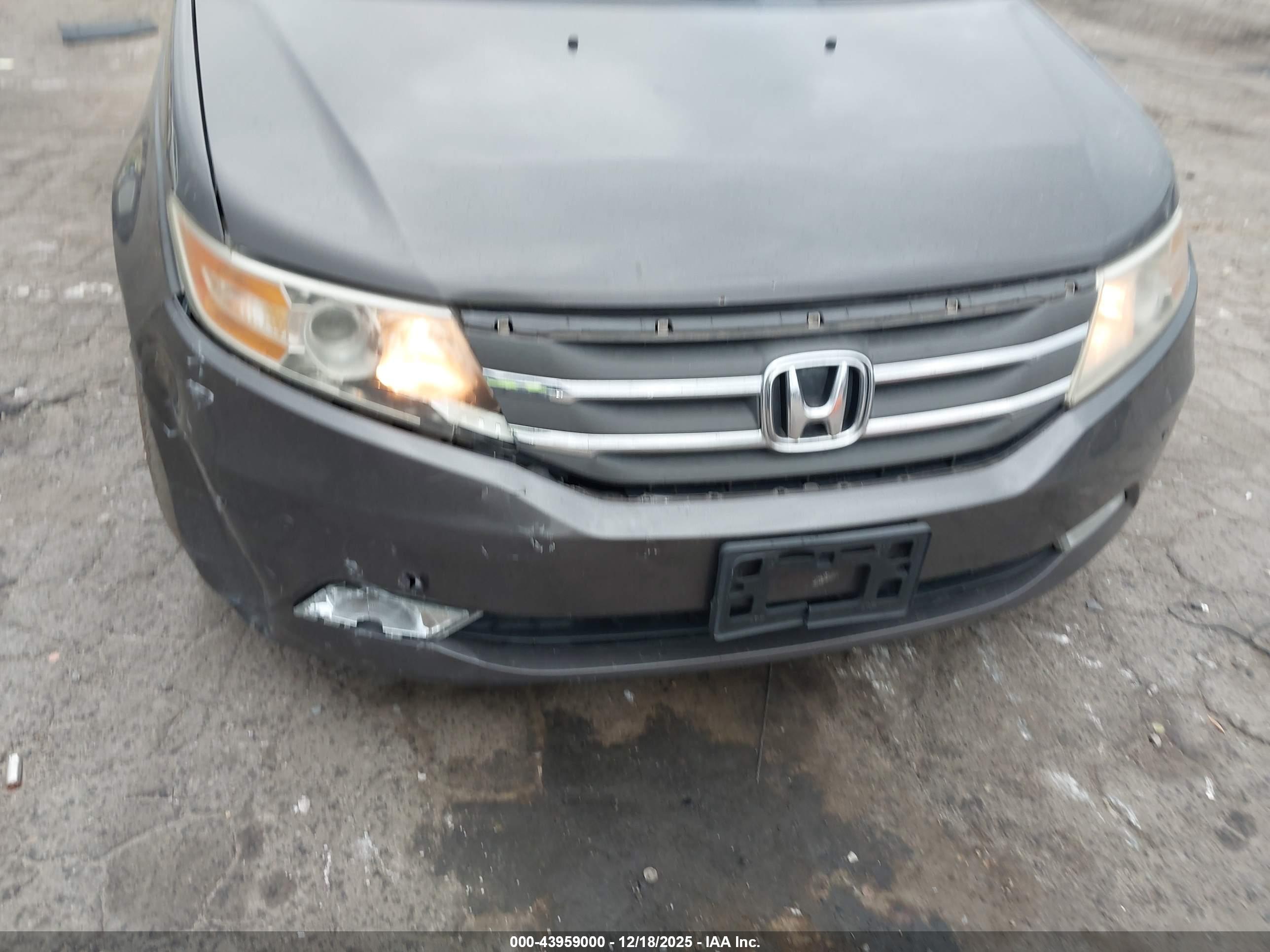 HONDA ODYSSEY image 6