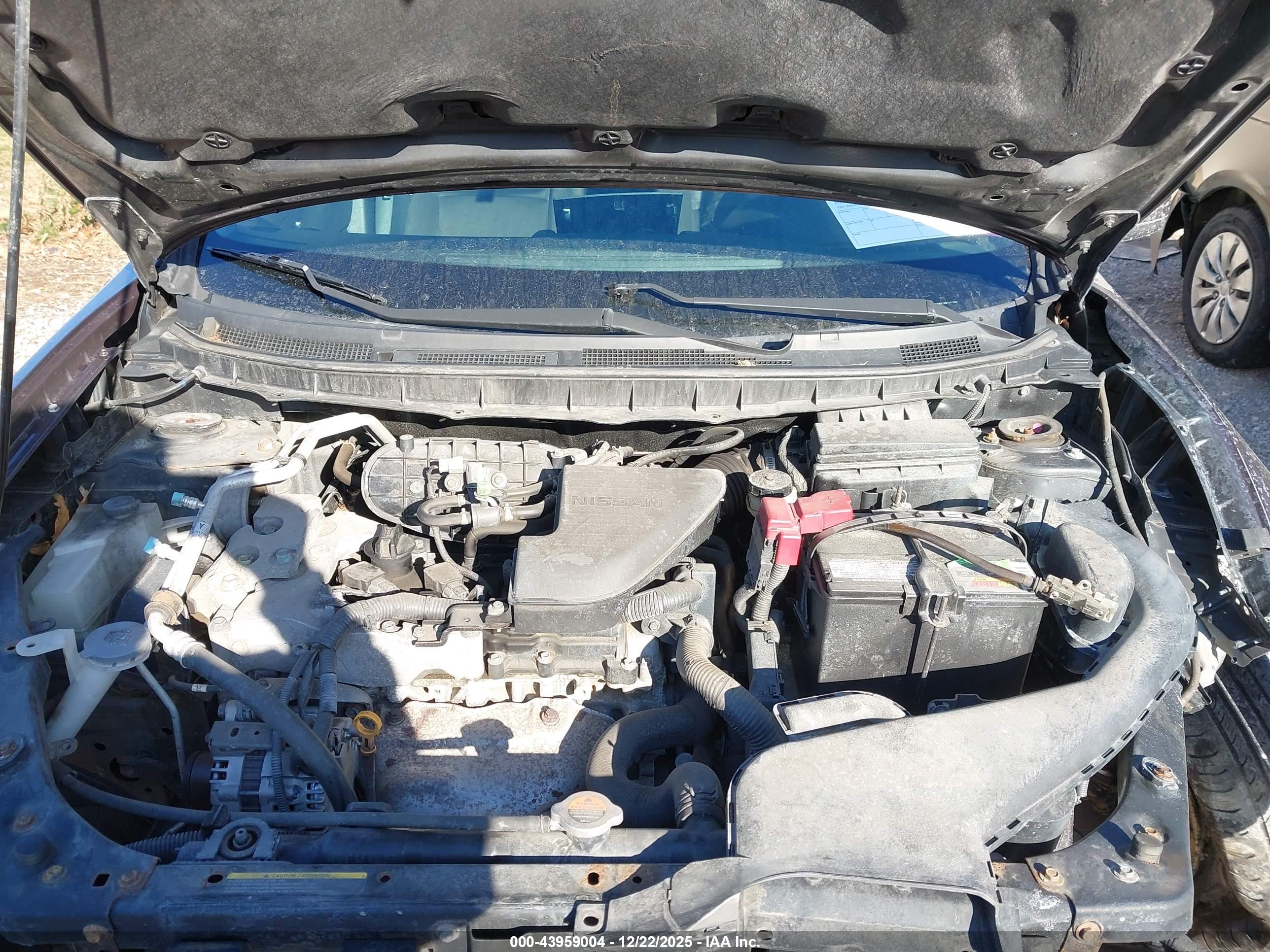 NISSAN ROGUE image 10