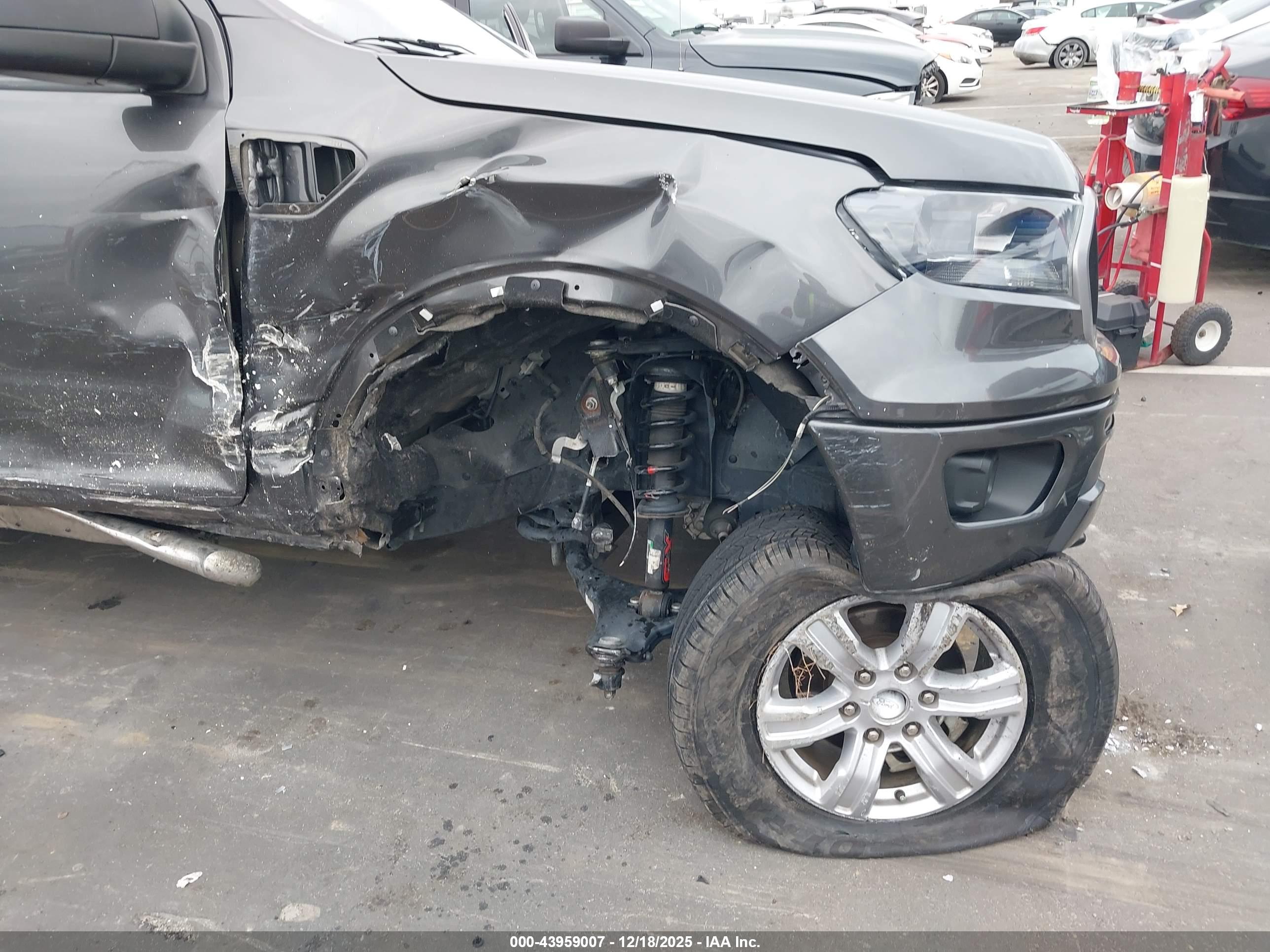 FORD RANGER image 6
