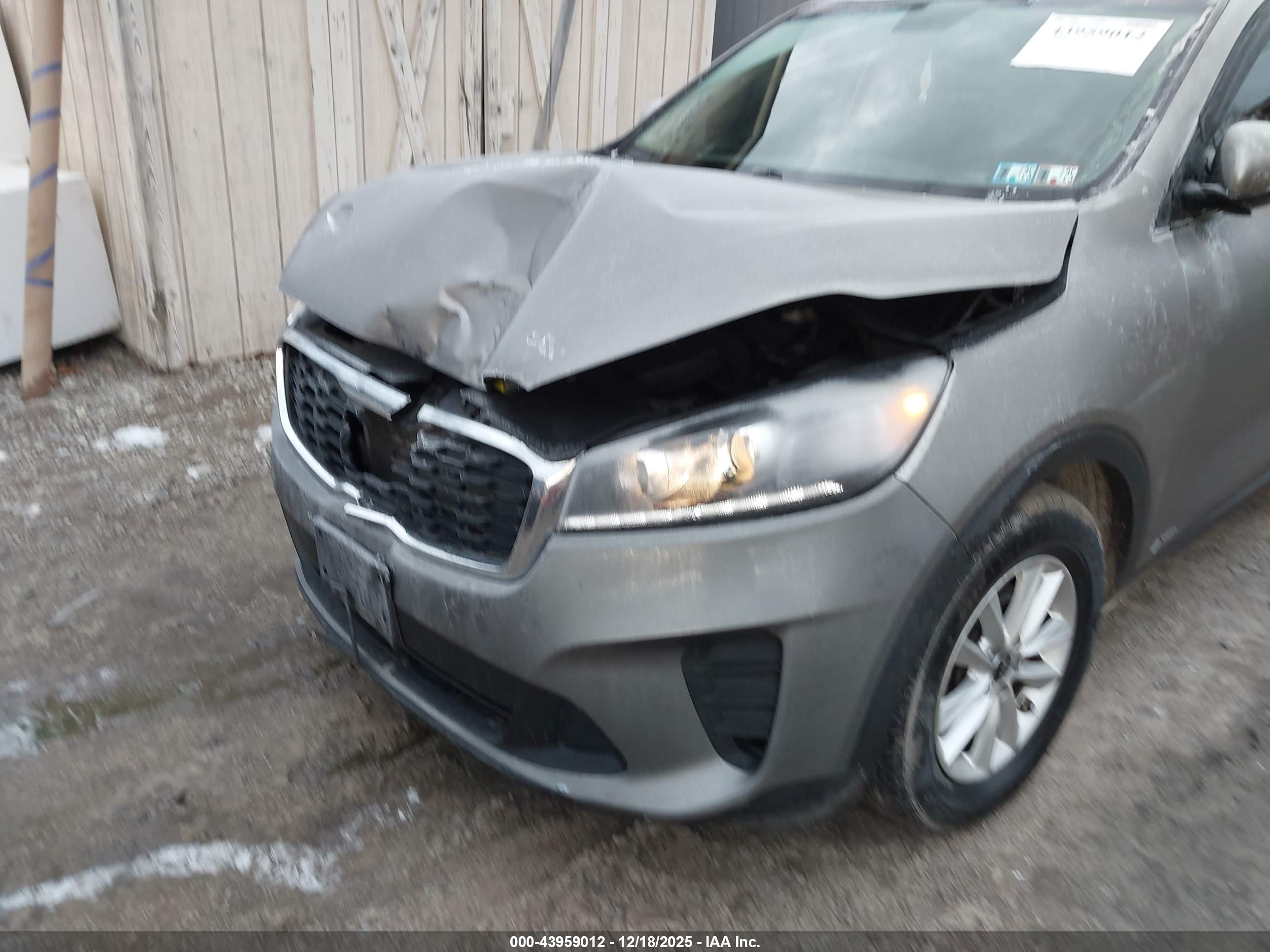 KIA SORENTO image 6