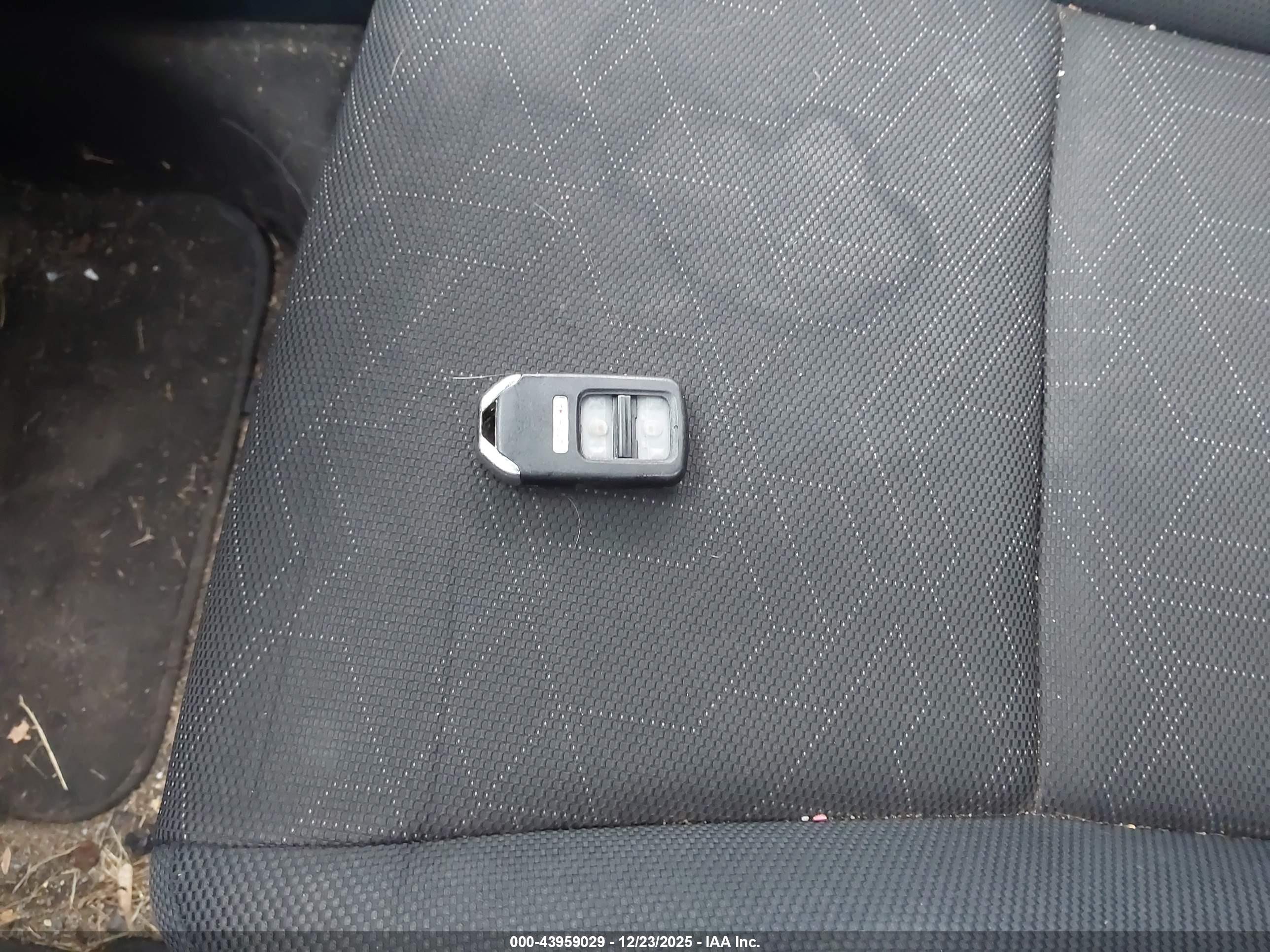 HONDA FIT image 11