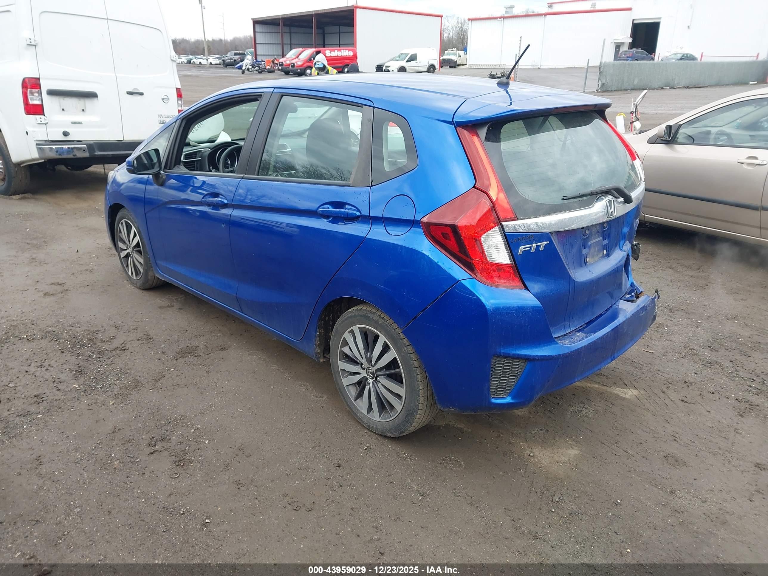 HONDA FIT image 3