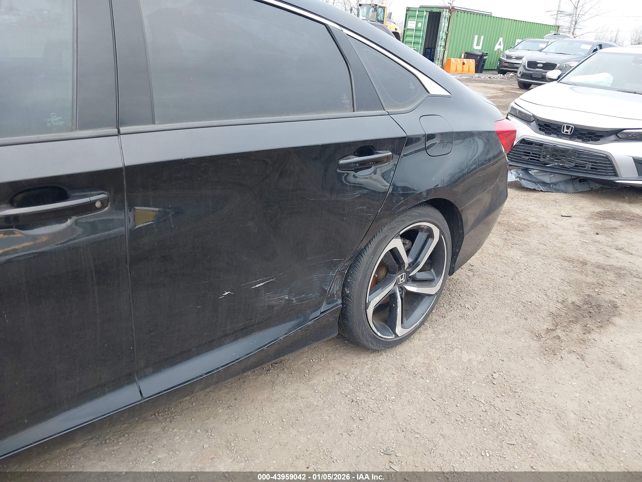 HONDA ACCORD image 6