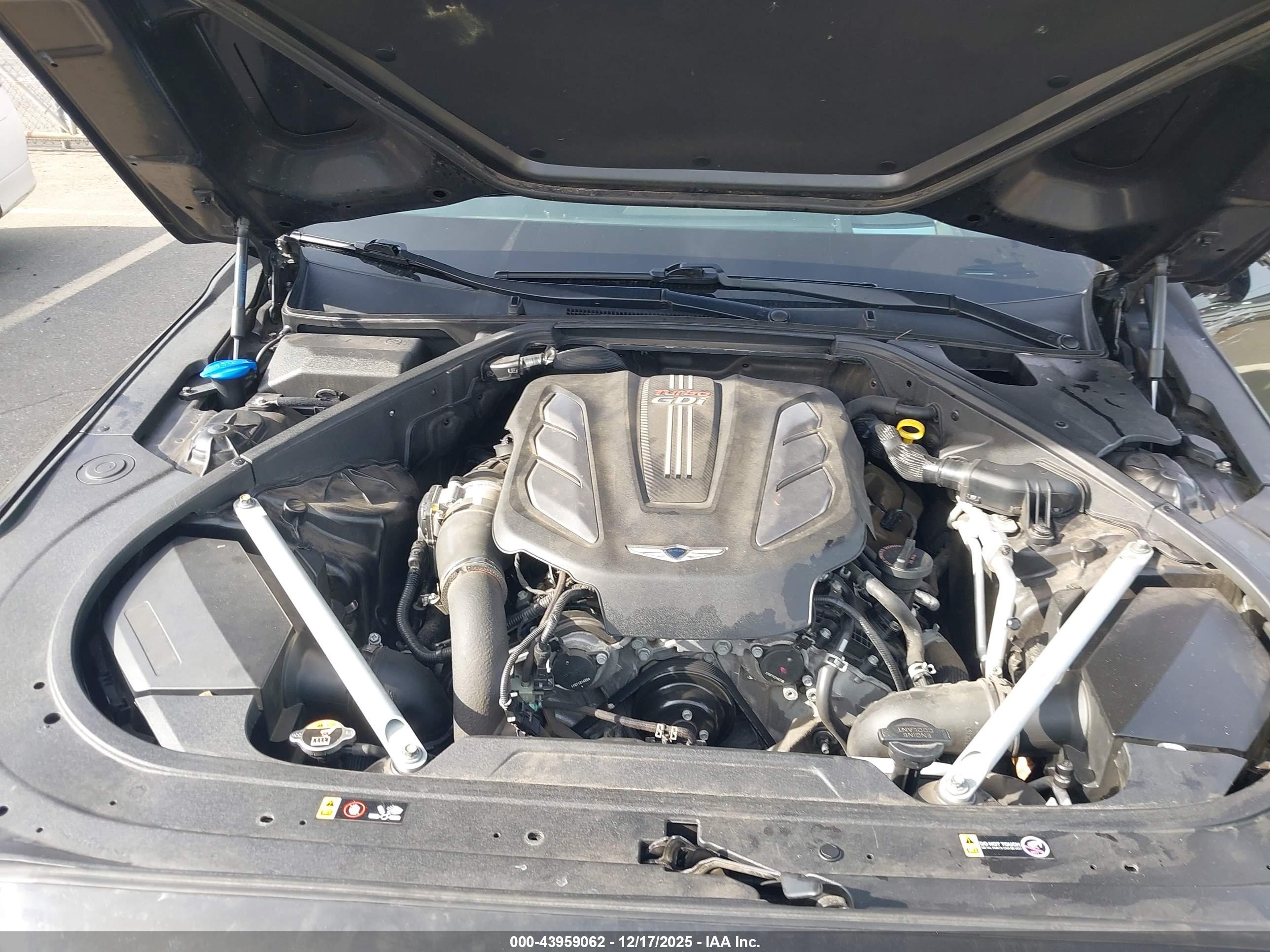 GENESIS G90 image 10
