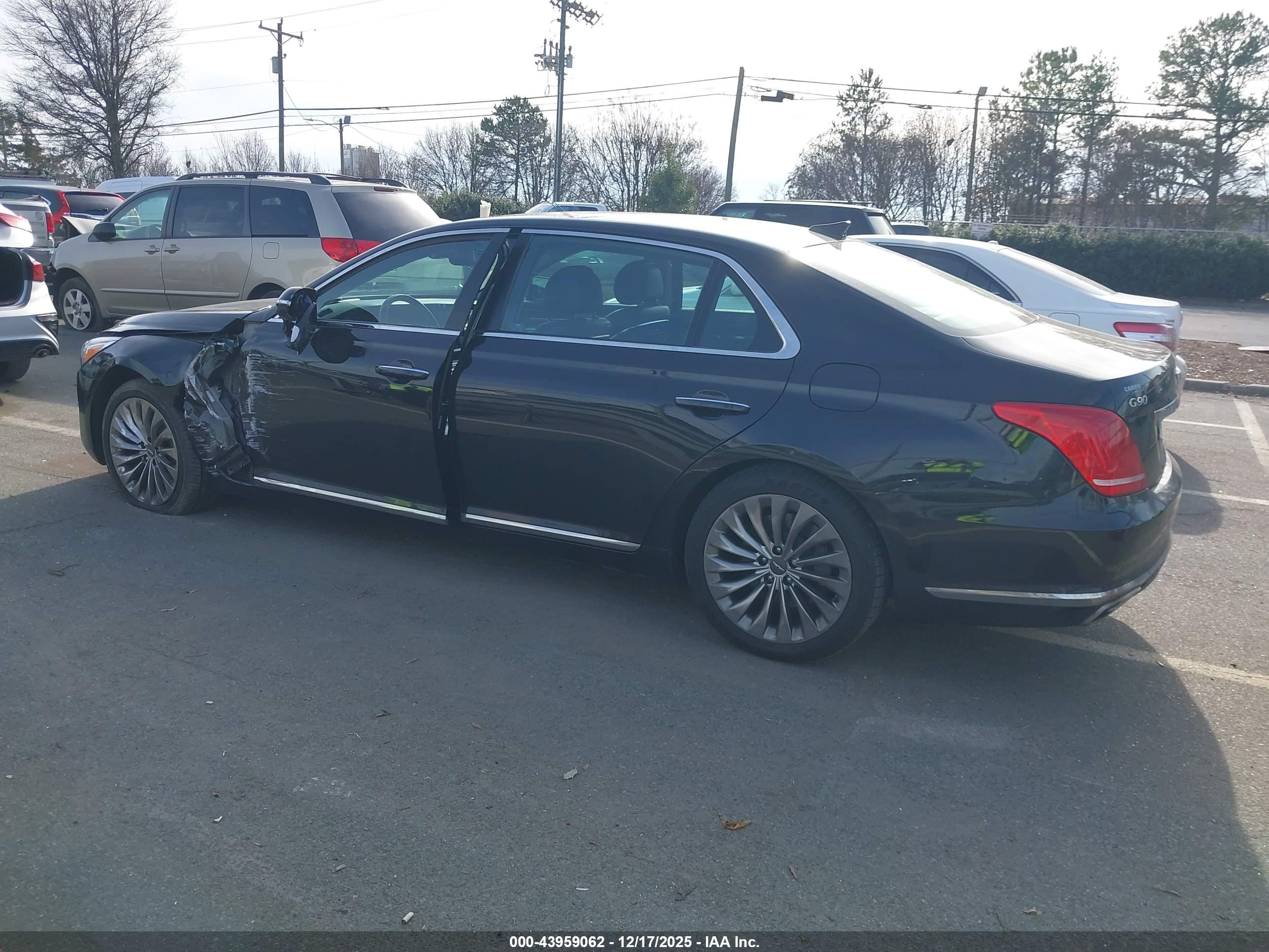 GENESIS G90 image 3