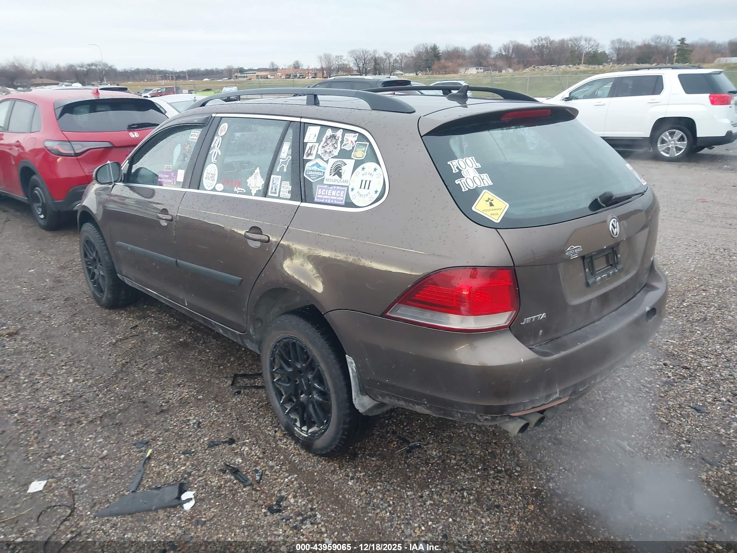 VOLKSWAGEN JETTA image 3