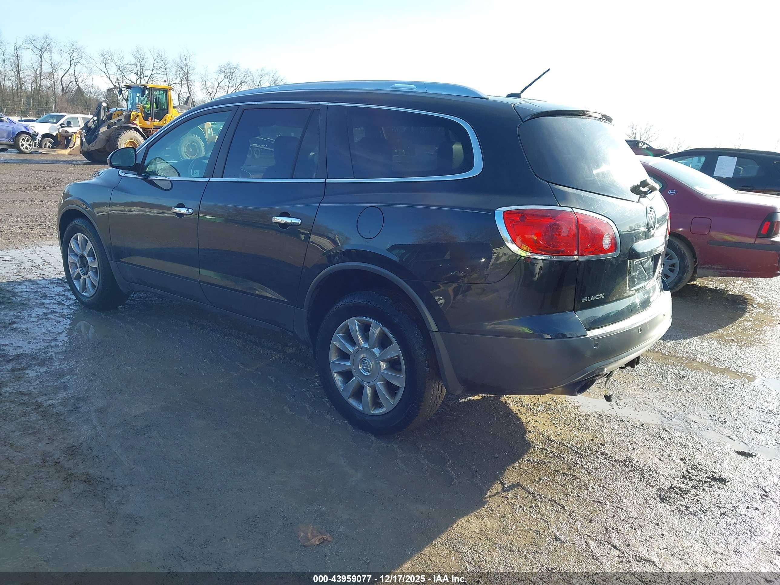 BUICK ENCLAVE image 3