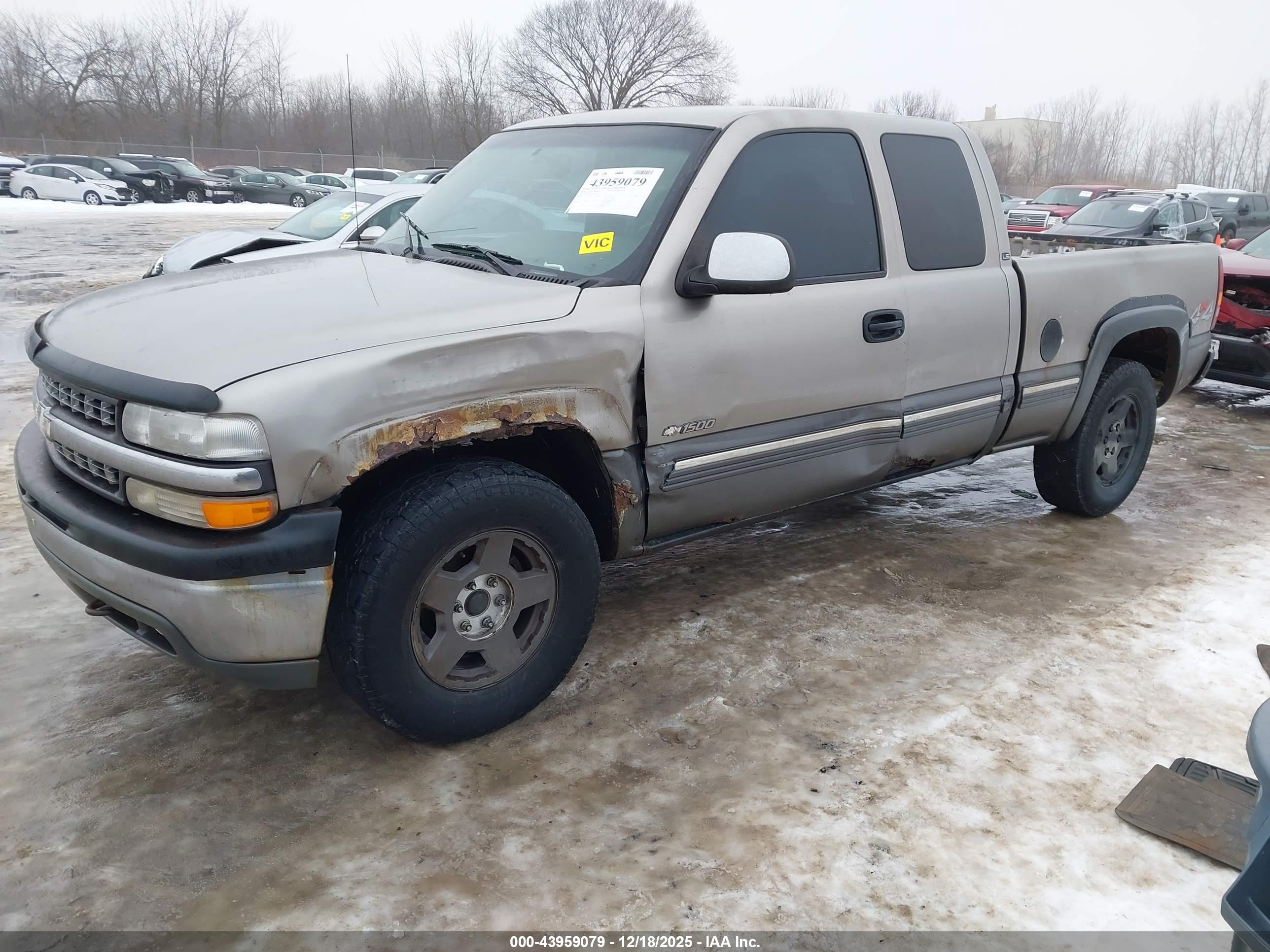 CHEVROLET SILVERADO image 2