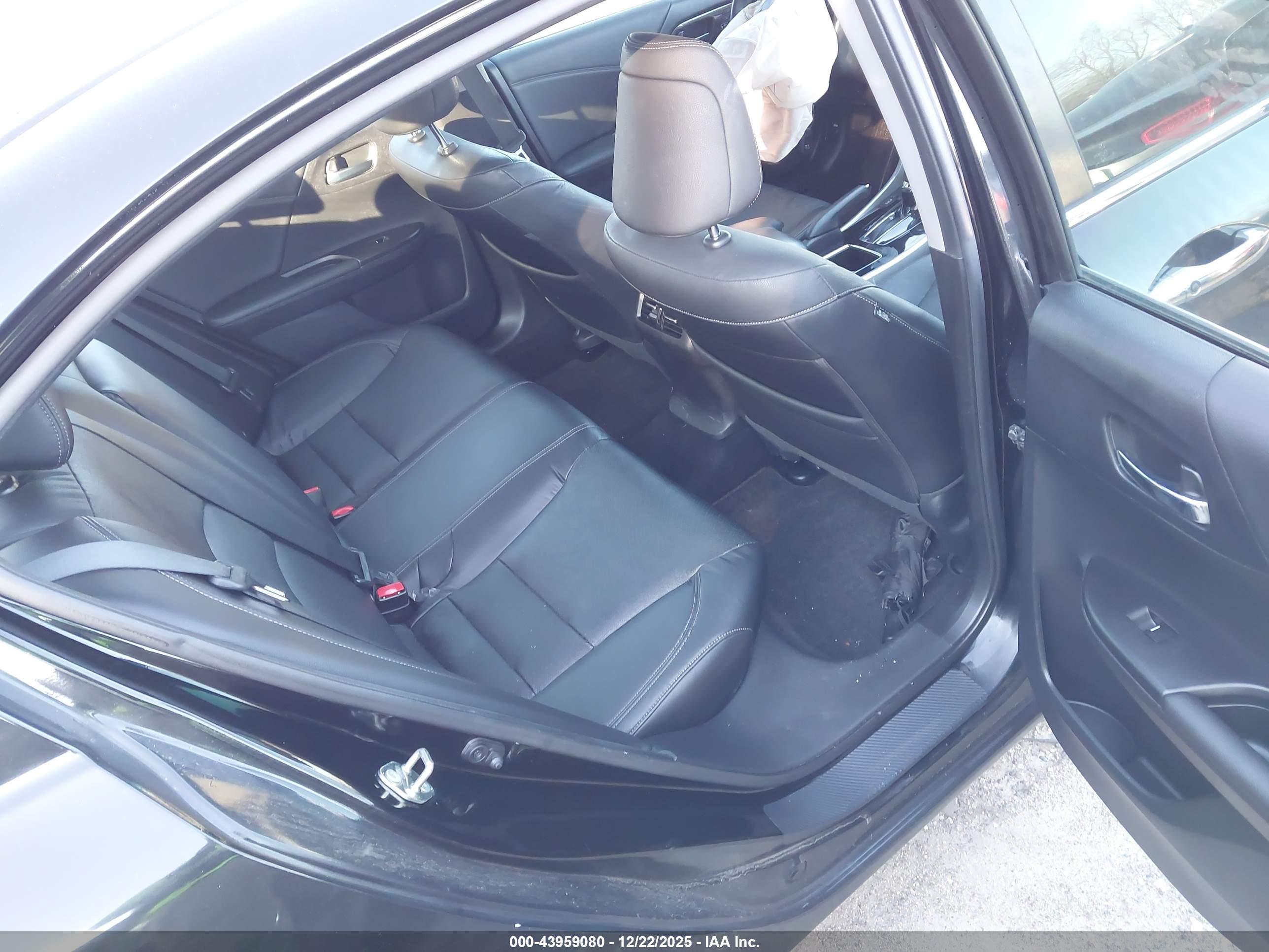 HONDA ACCORD image 8