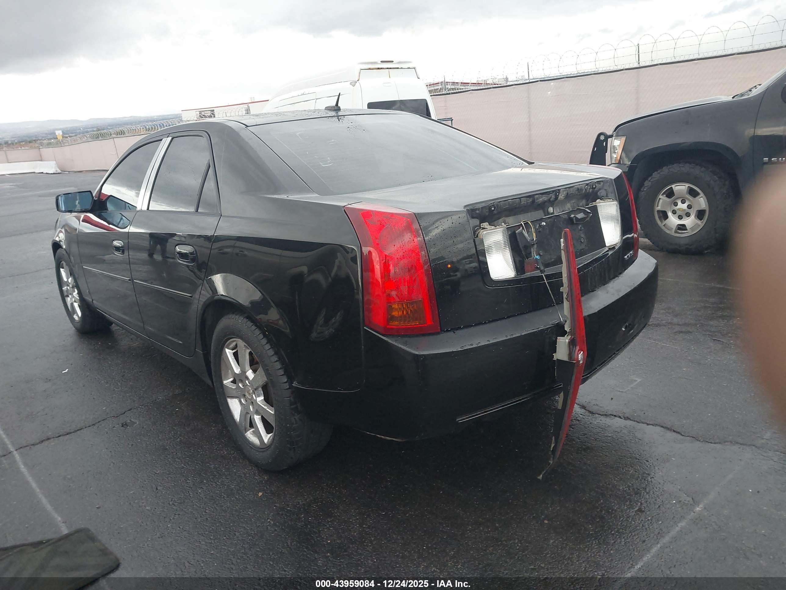 CADILLAC CTS image 3