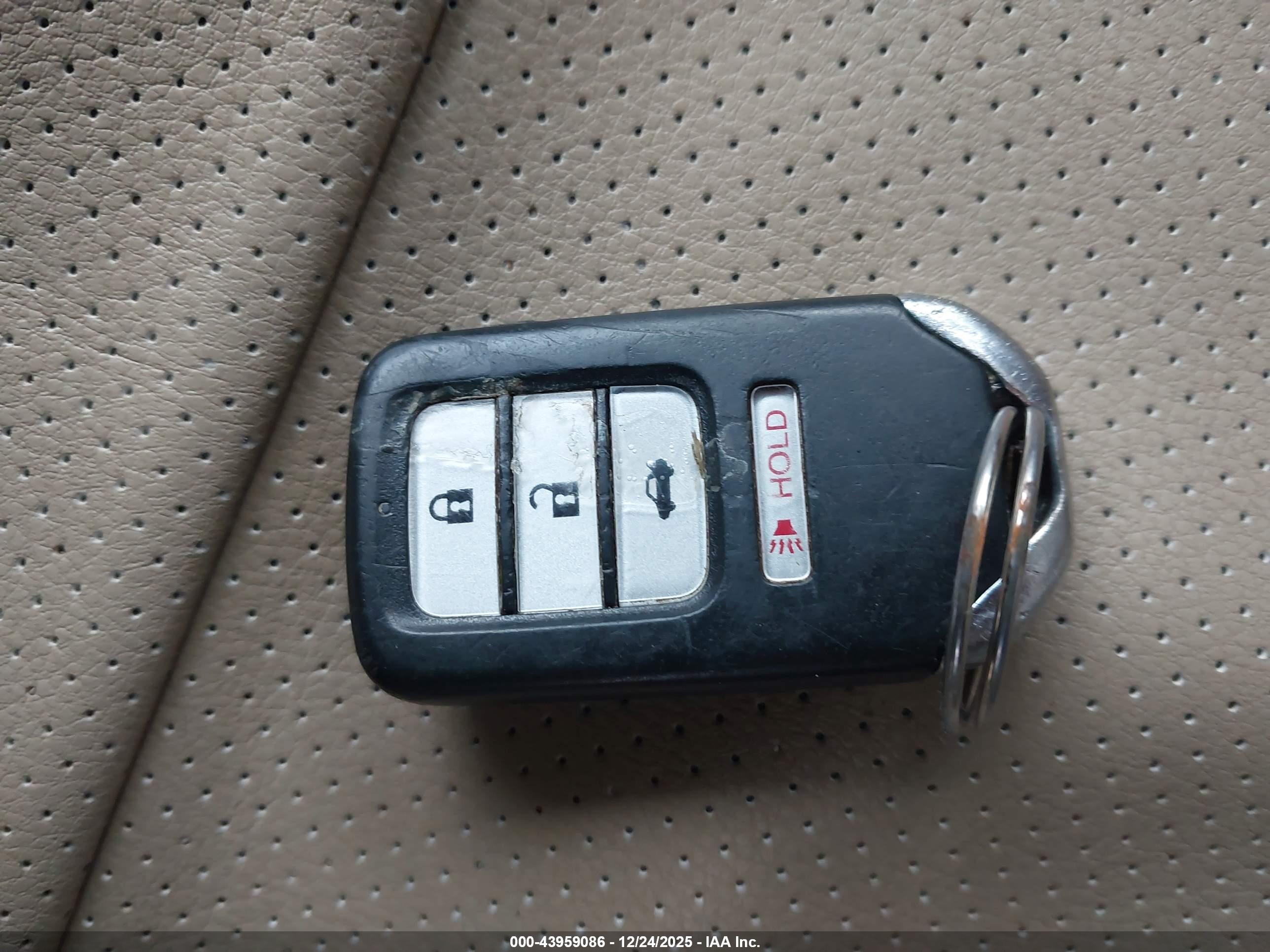 HONDA ACCORD image 11