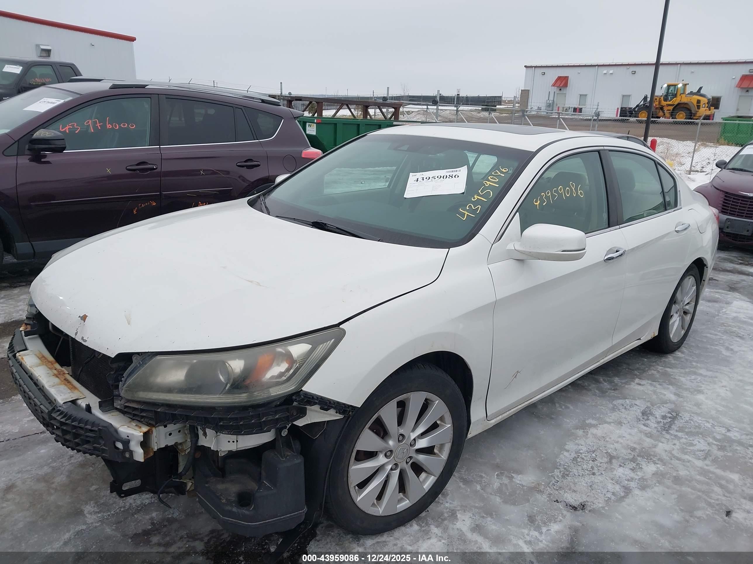 HONDA ACCORD image 2