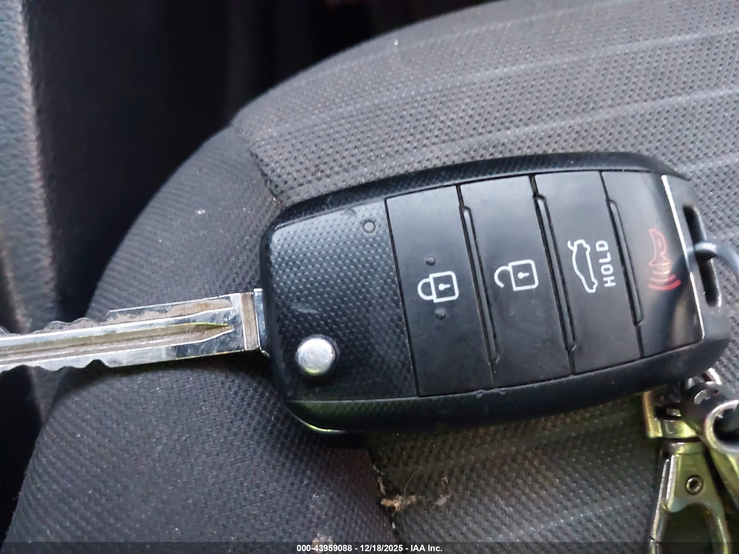 KIA FORTE image 11