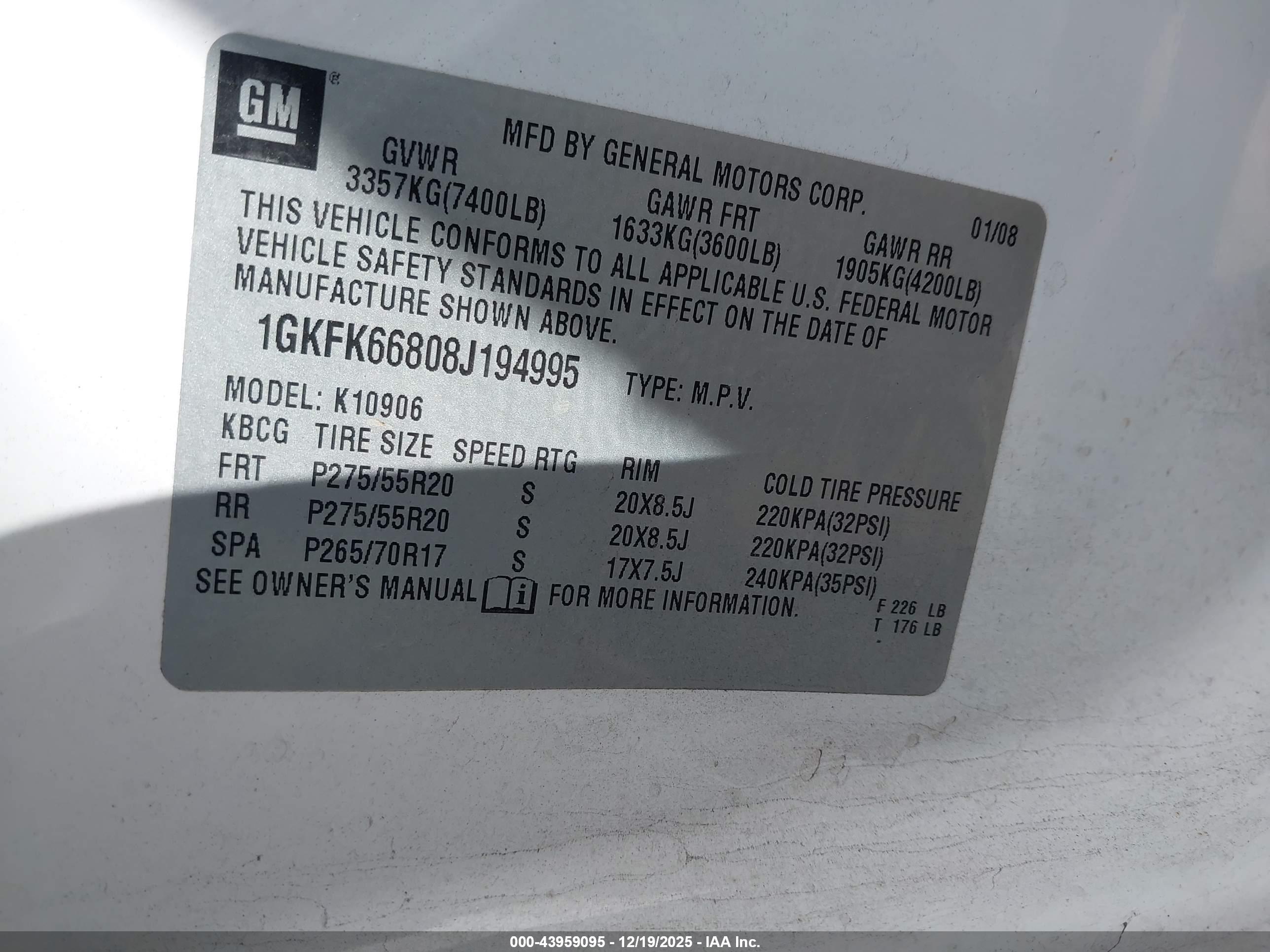 GMC YUKON image 9