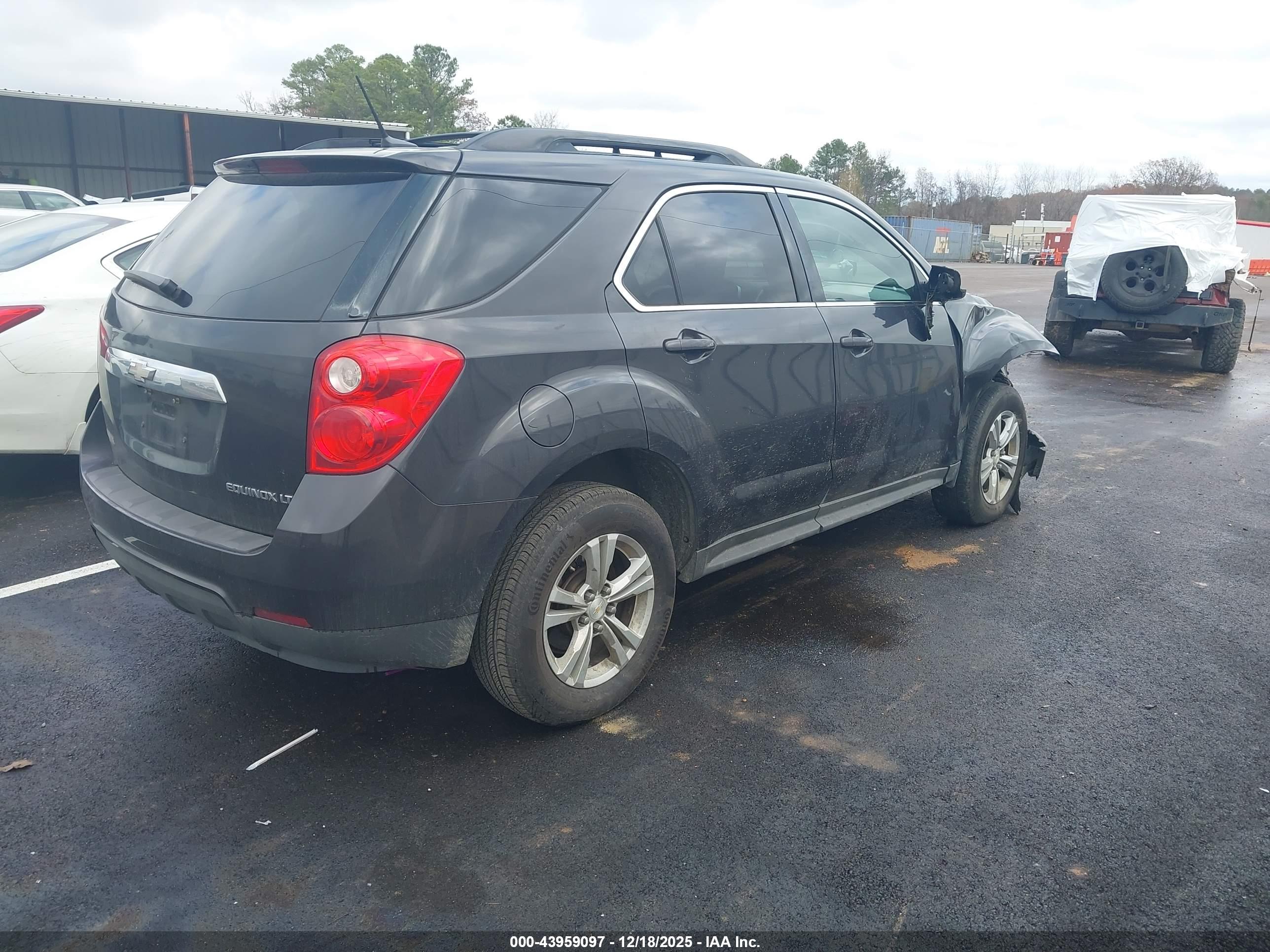 CHEVROLET EQUINOX image 4