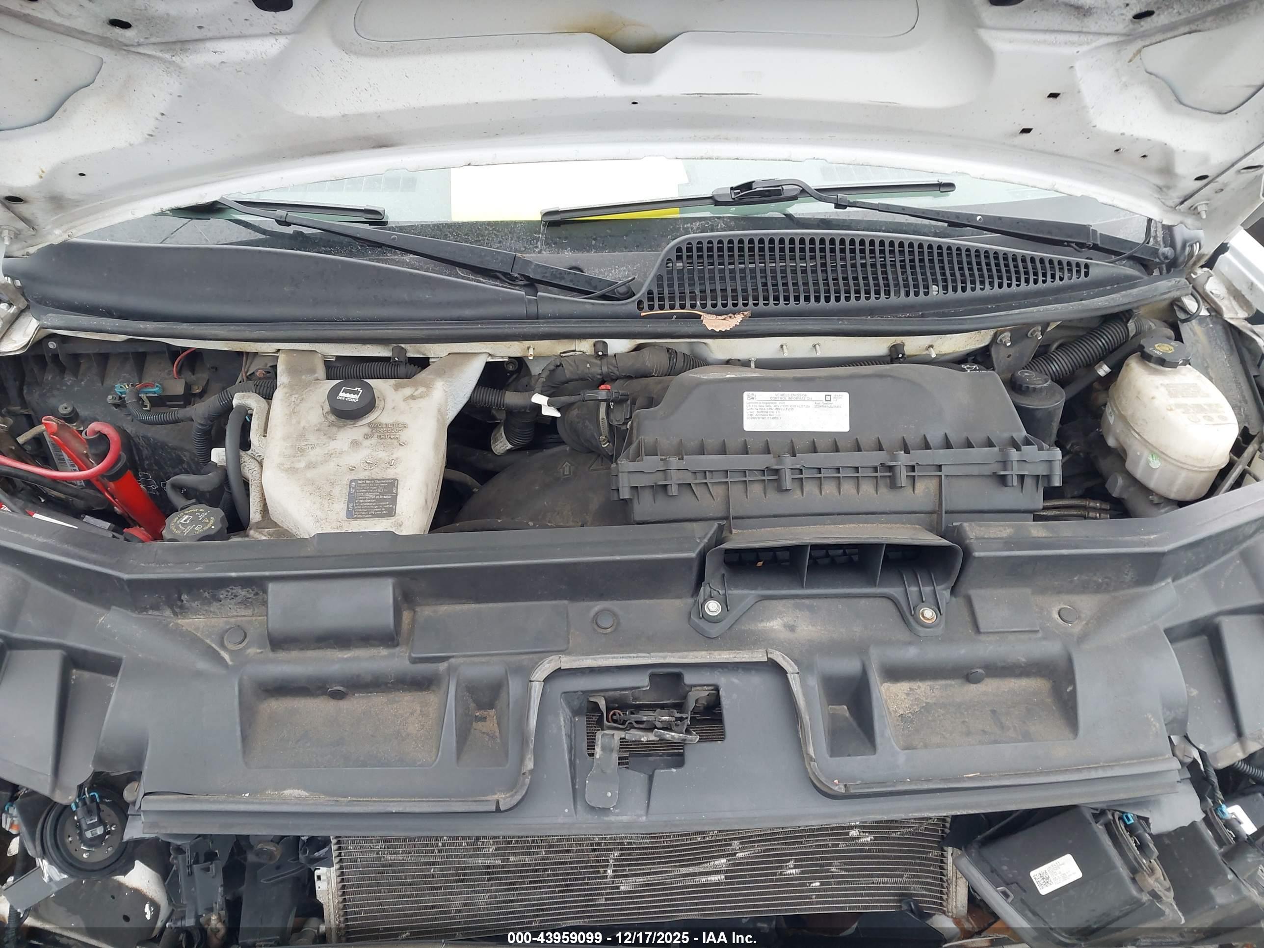 GMC SAVANA image 10
