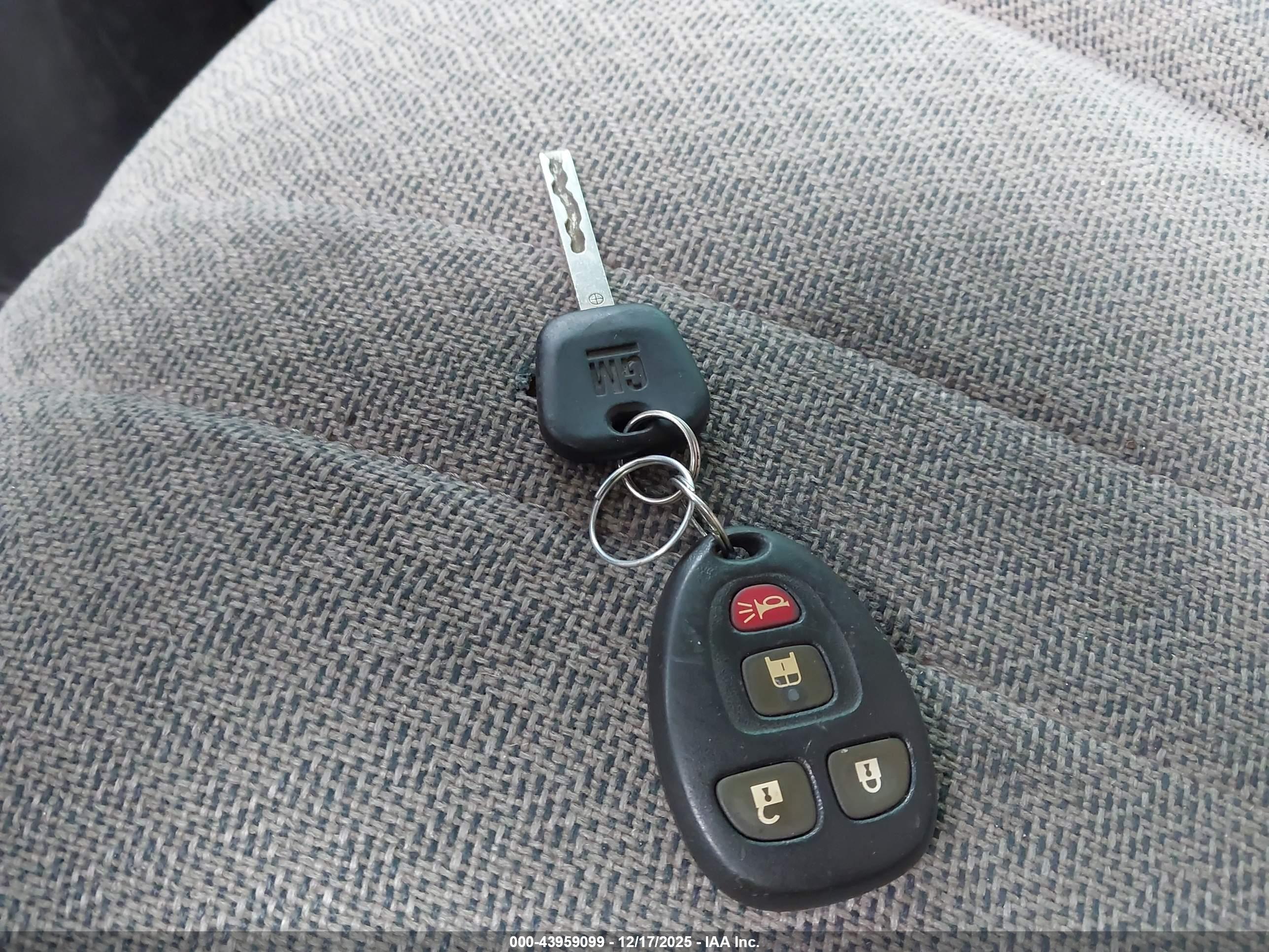 GMC SAVANA image 11