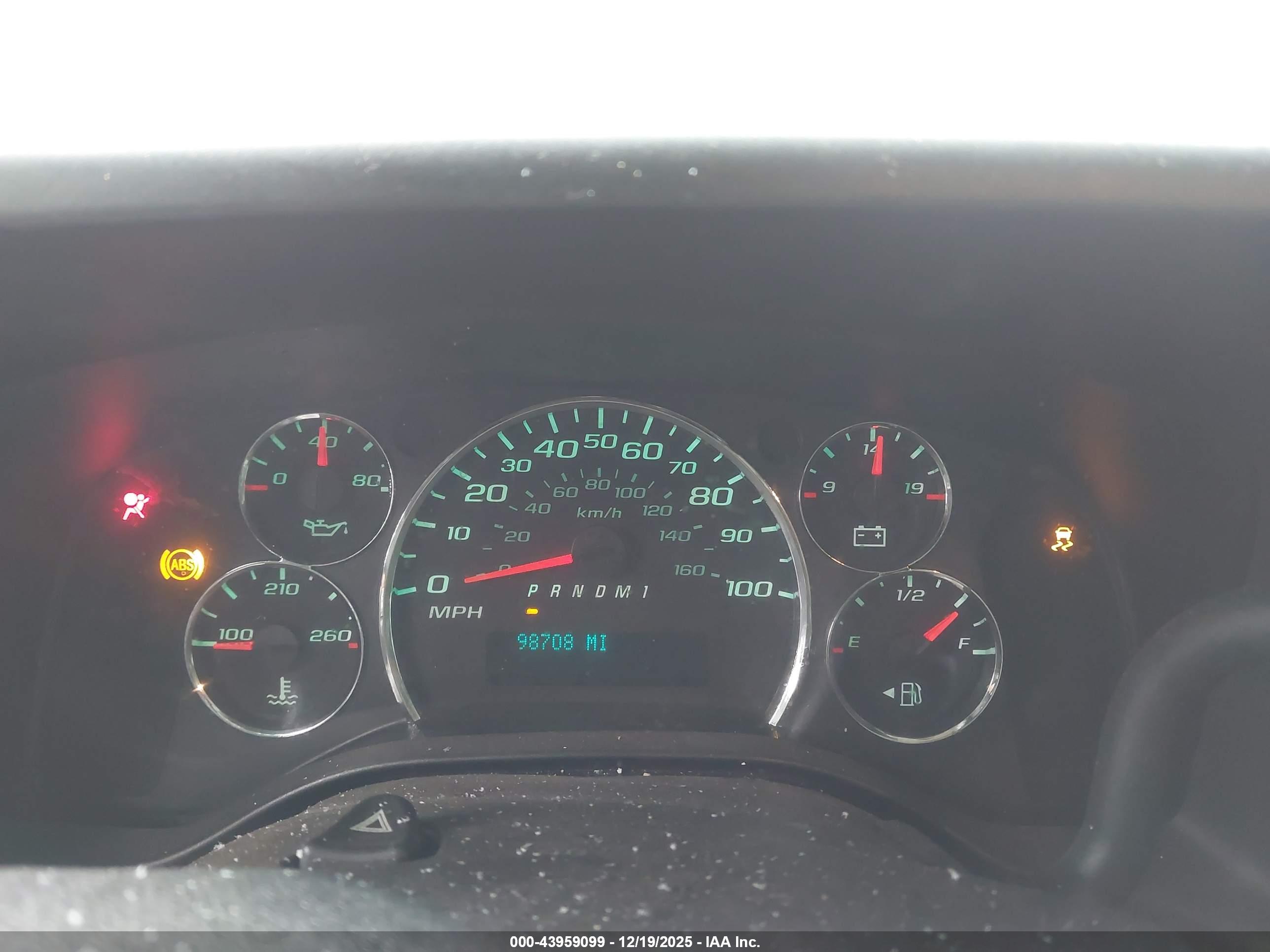 GMC SAVANA image 7