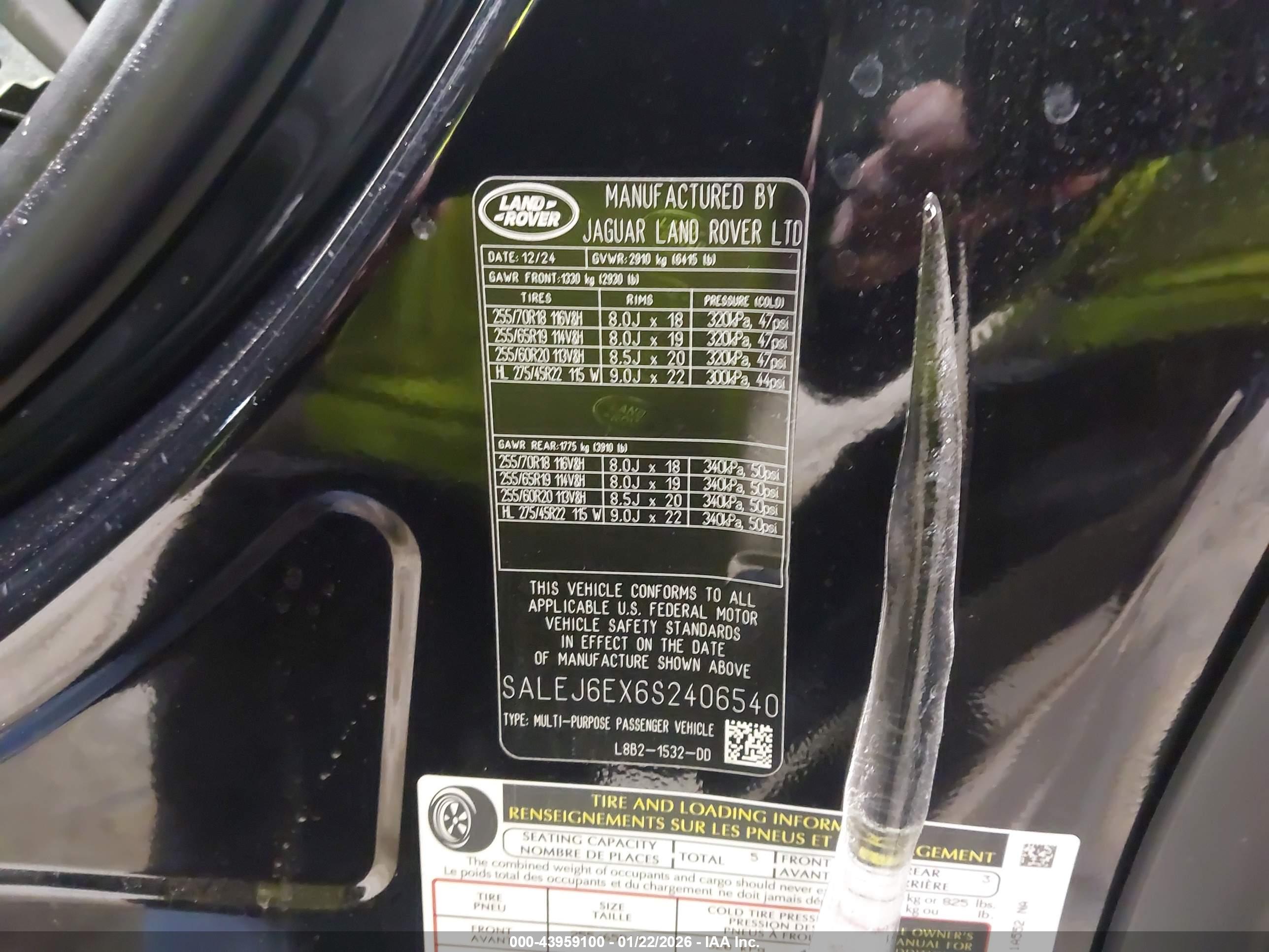 LAND ROVER image 9
