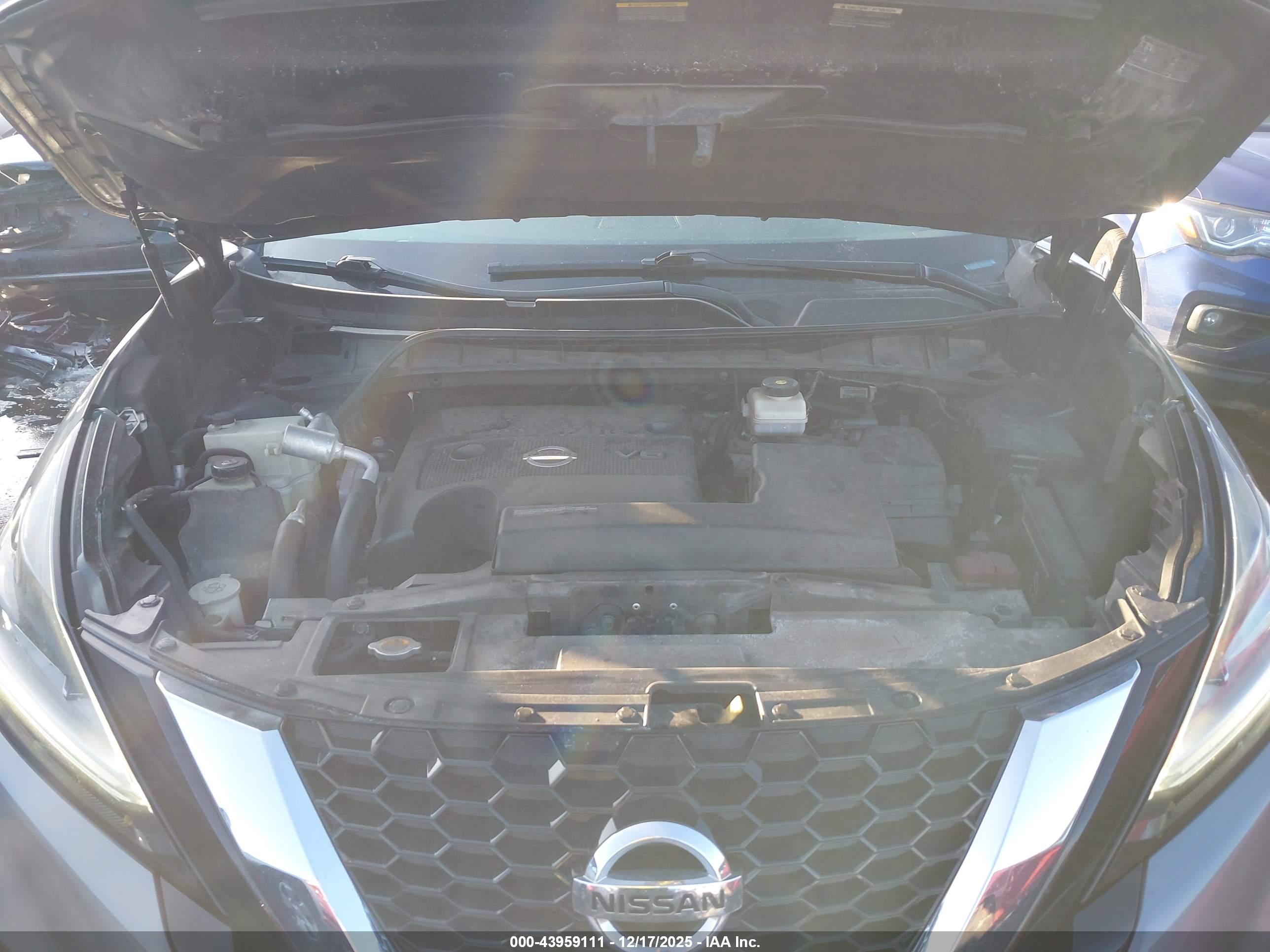 NISSAN MURANO image 10