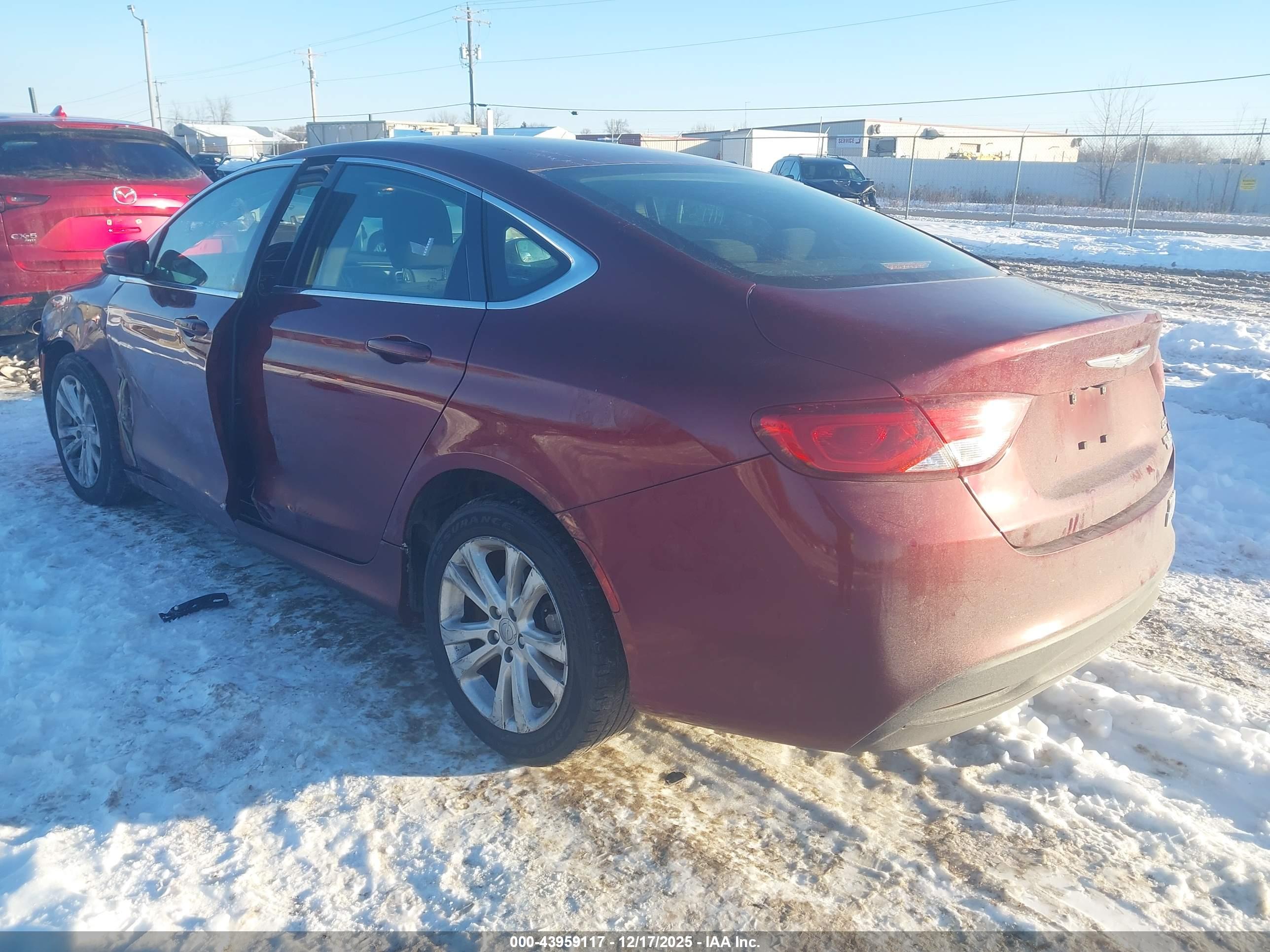 CHRYSLER 200 image 3
