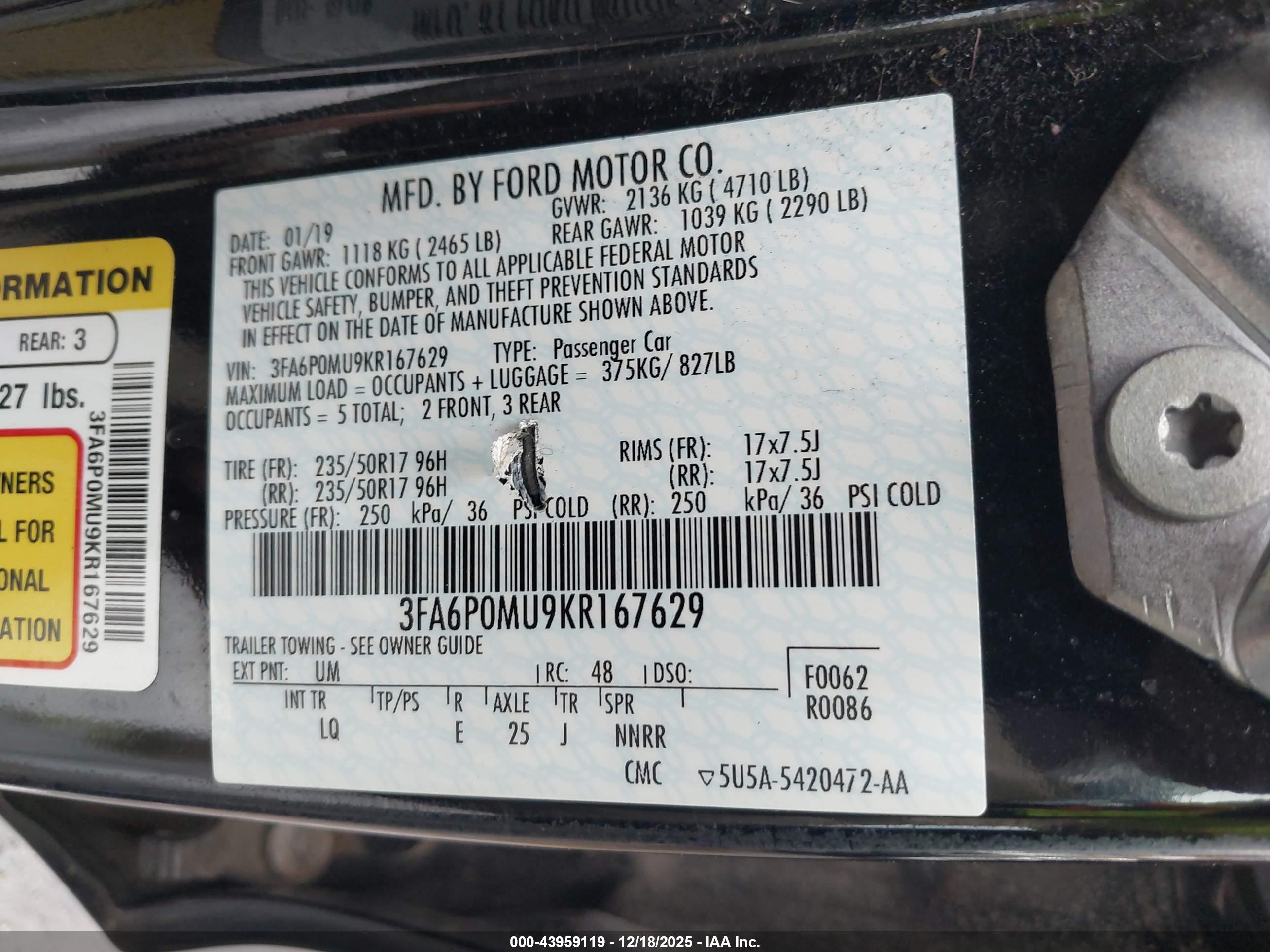 FORD FUSION image 9